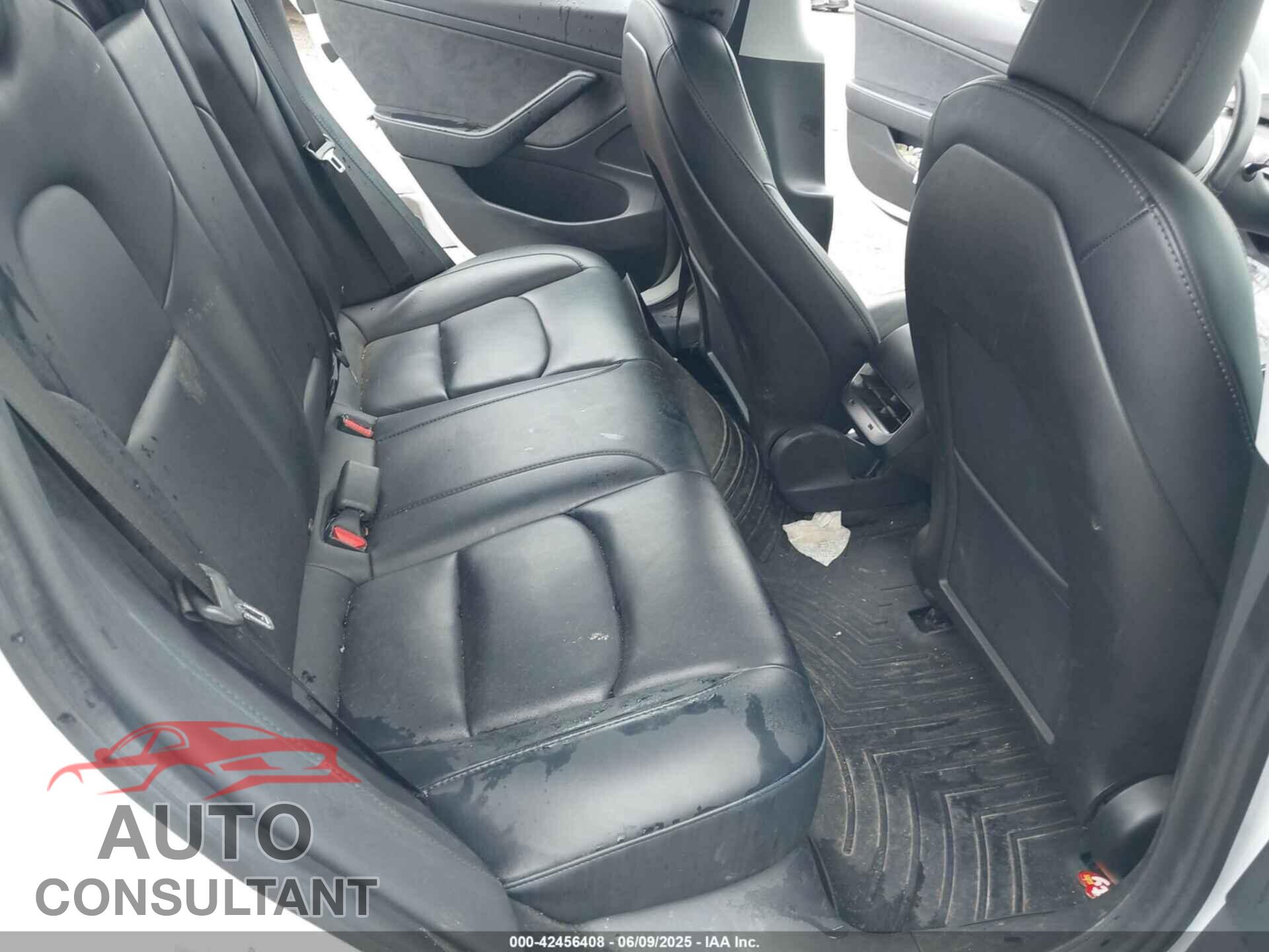 TESLA MODEL 3 2020 - 5YJ3E1EA3LF659136