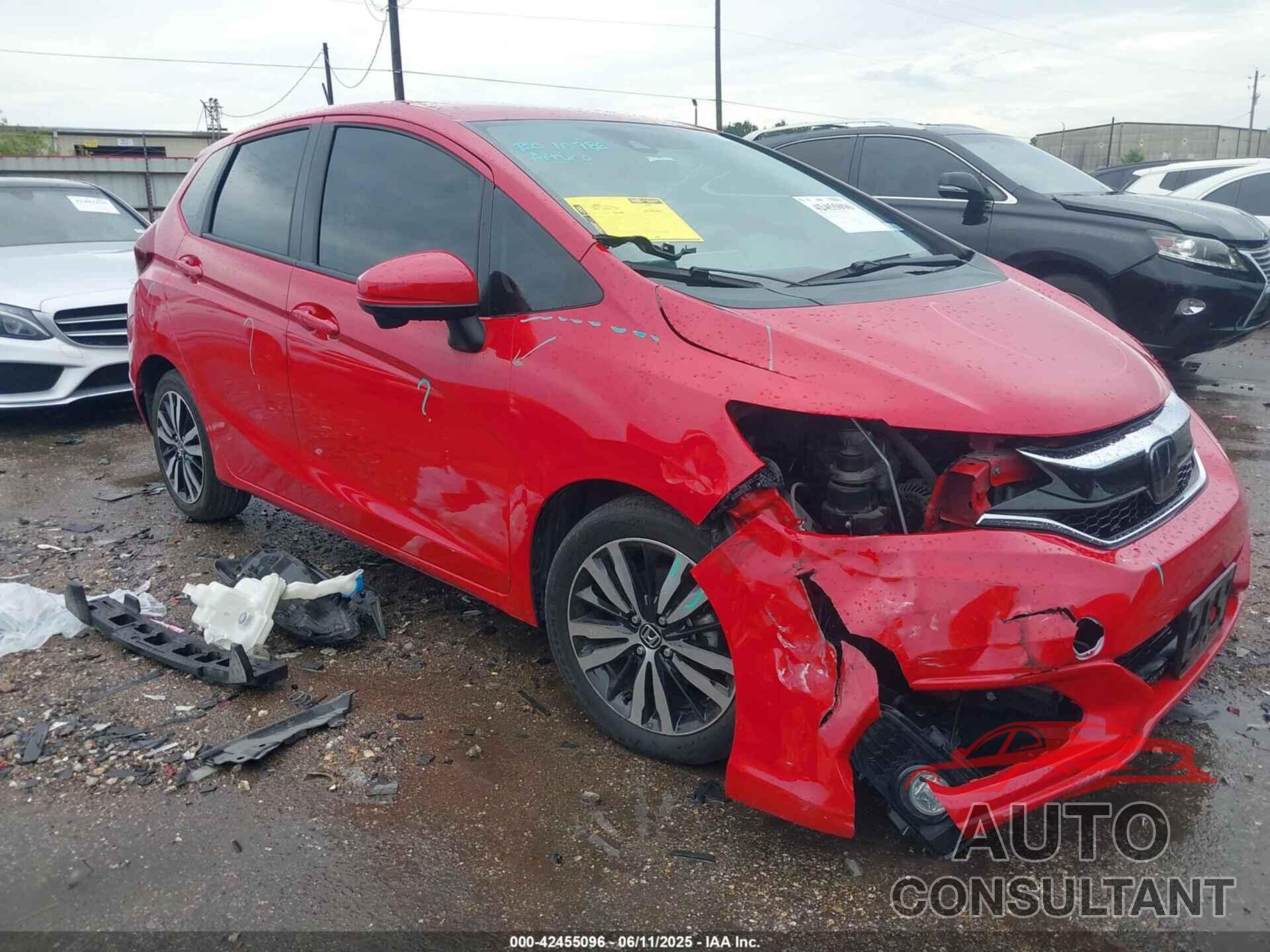 HONDA FIT 2019 - 3HGGK5H89KM744262