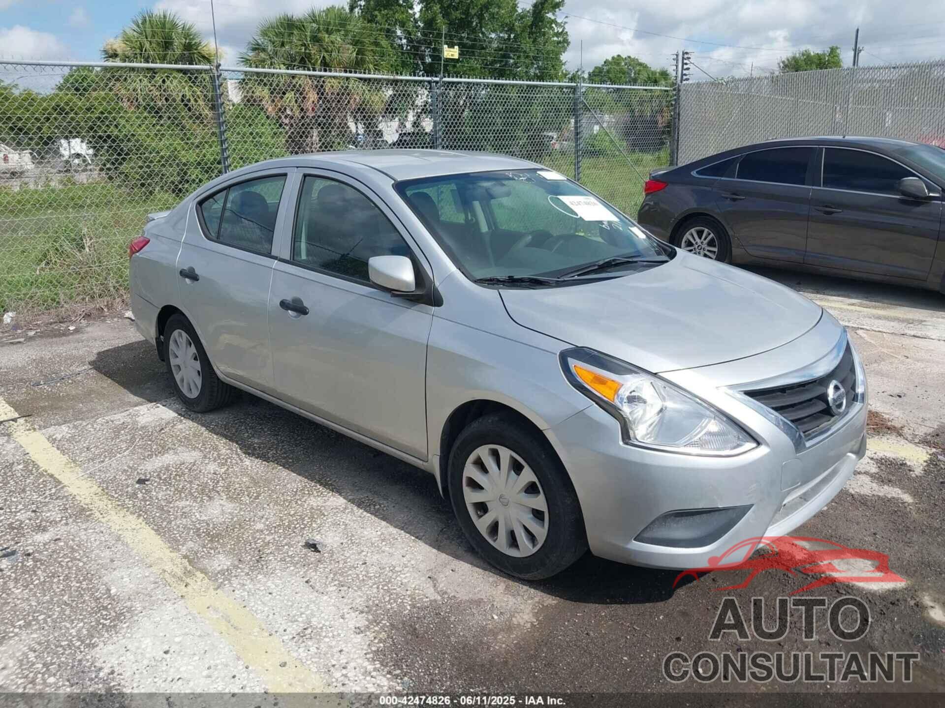 NISSAN VERSA 2019 - 3N1CN7AP8KL830401