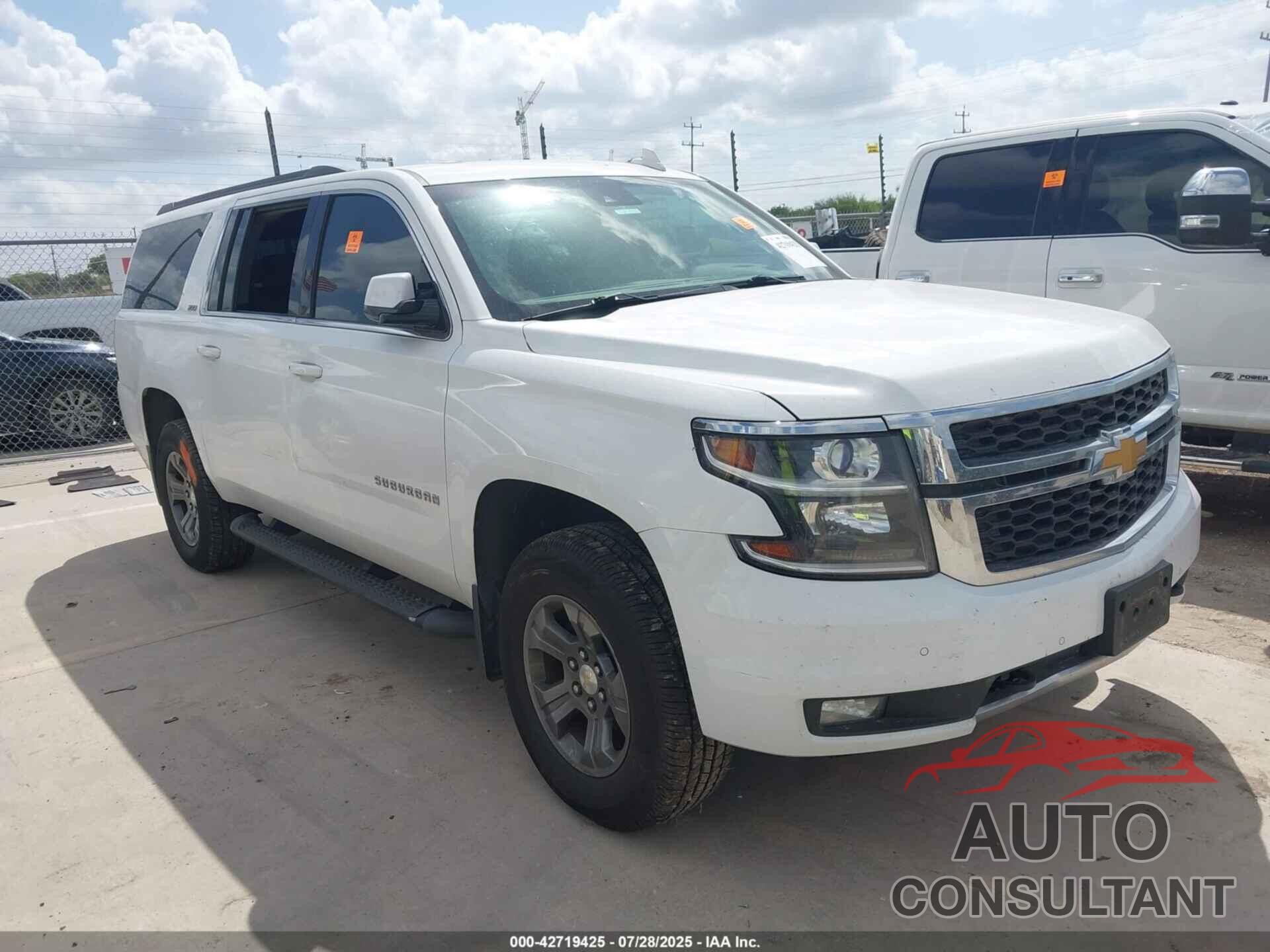 CHEVROLET SUBURBAN 2016 - 1GNSKHKC2GR454045