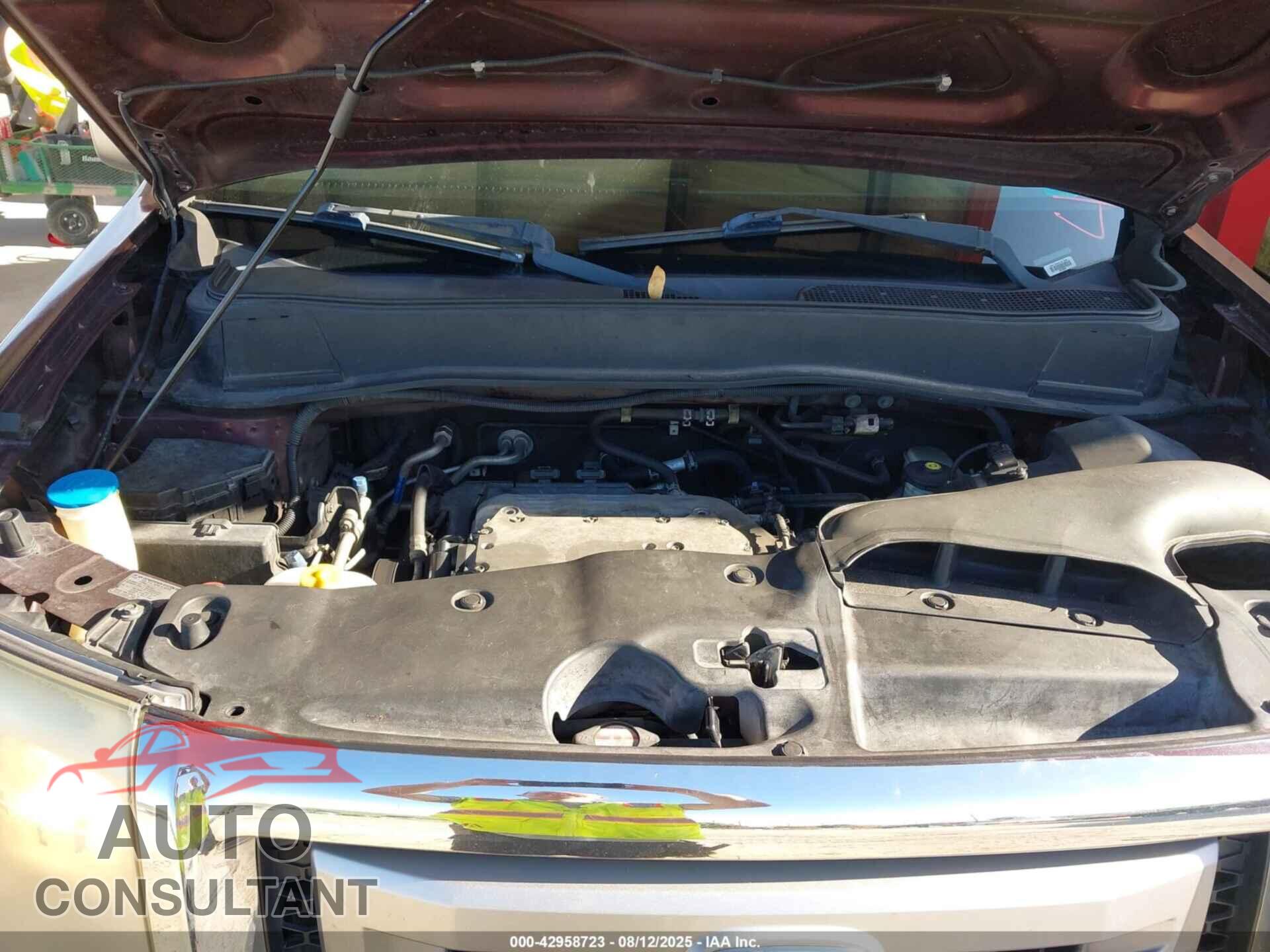 HONDA PILOT 2011 - 5FNYF3H23BB036620
