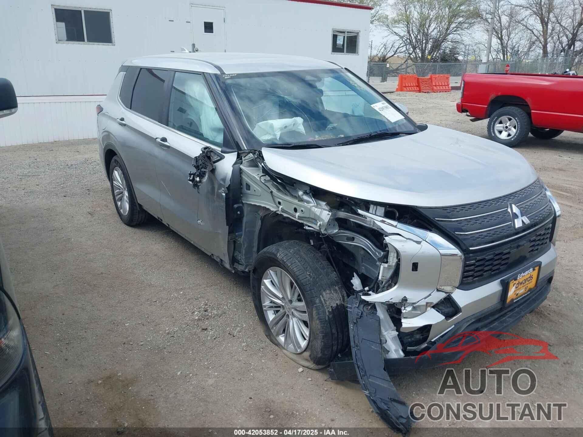 MITSUBISHI OUTLANDER 2022 - JA4J4TA83NZ015233