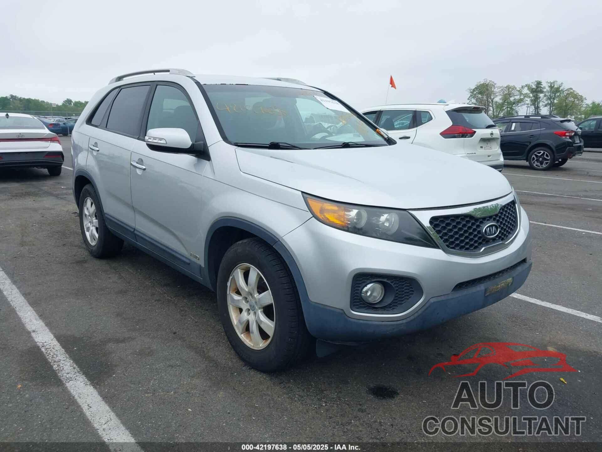 KIA SORENTO 2012 - 5XYKTDA60CG296159