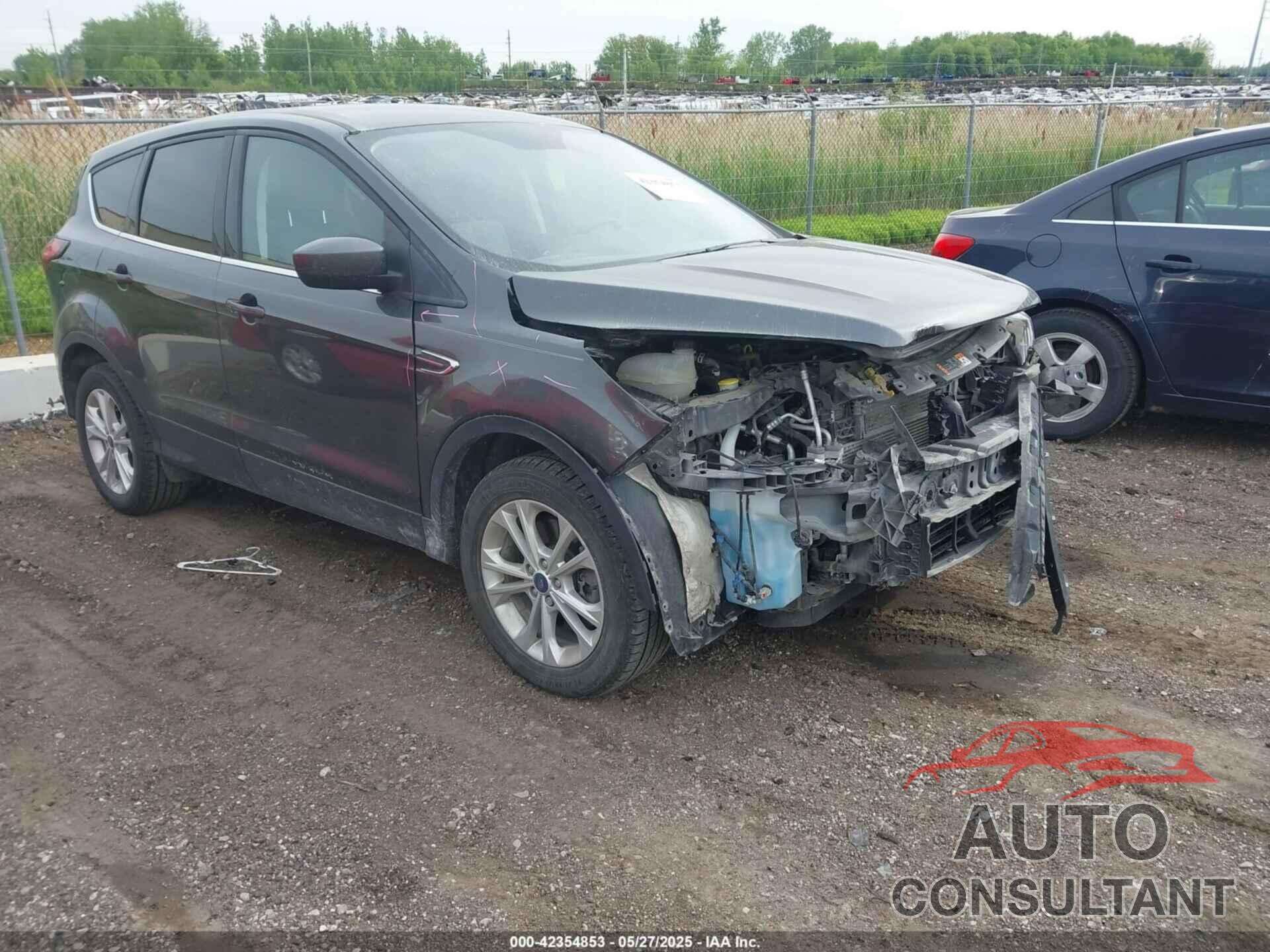 FORD ESCAPE 2019 - 1FMCU9GD4KUC00465