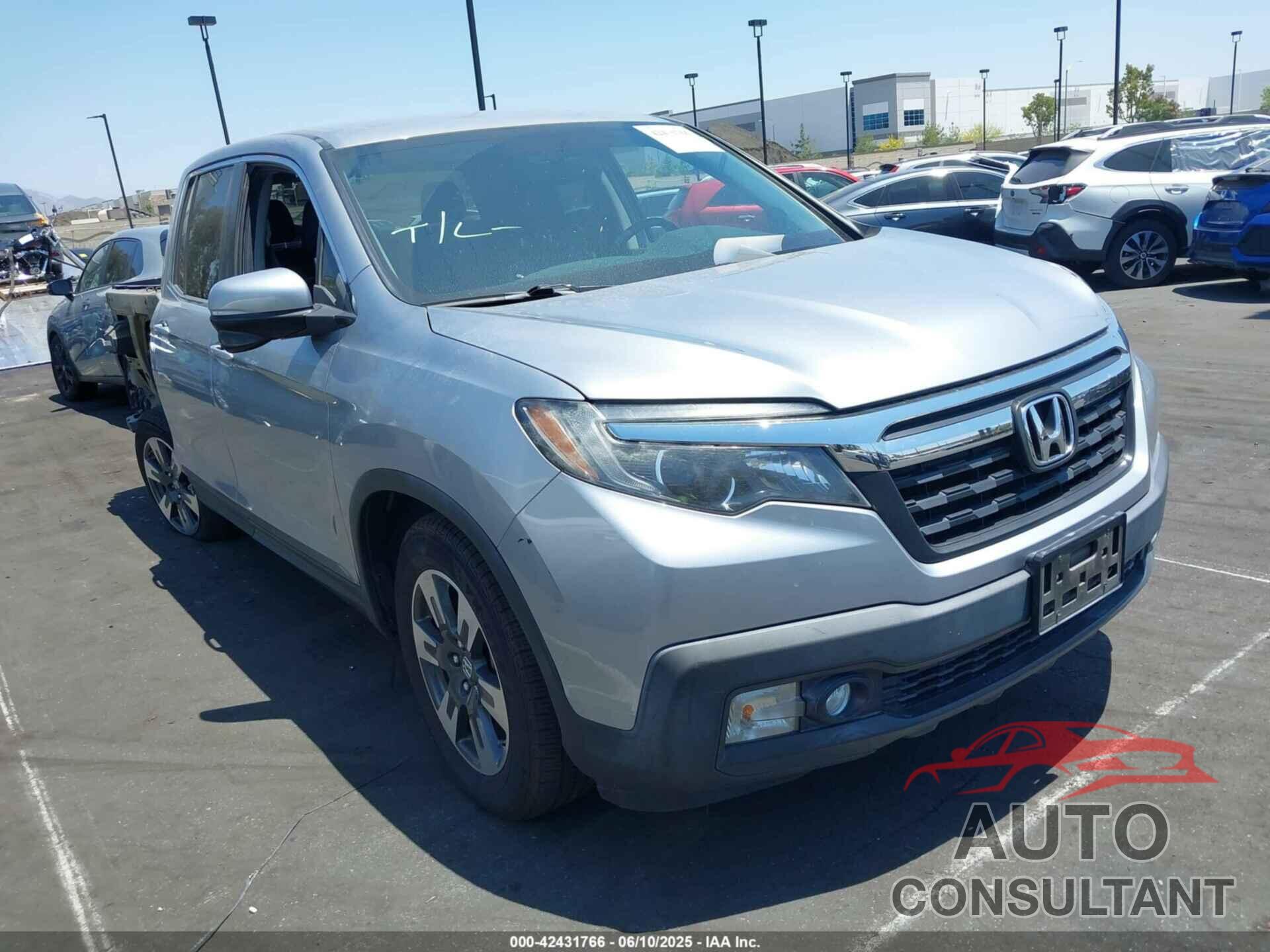 HONDA RIDGELINE 2017 - 5FPYK2F61HB007158
