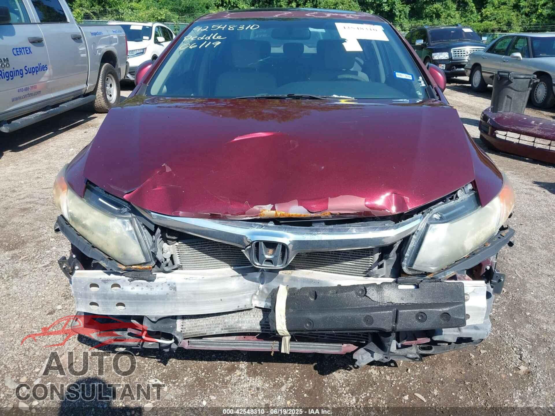 HONDA CIVIC 2012 - 2HGFB2F86CH586198