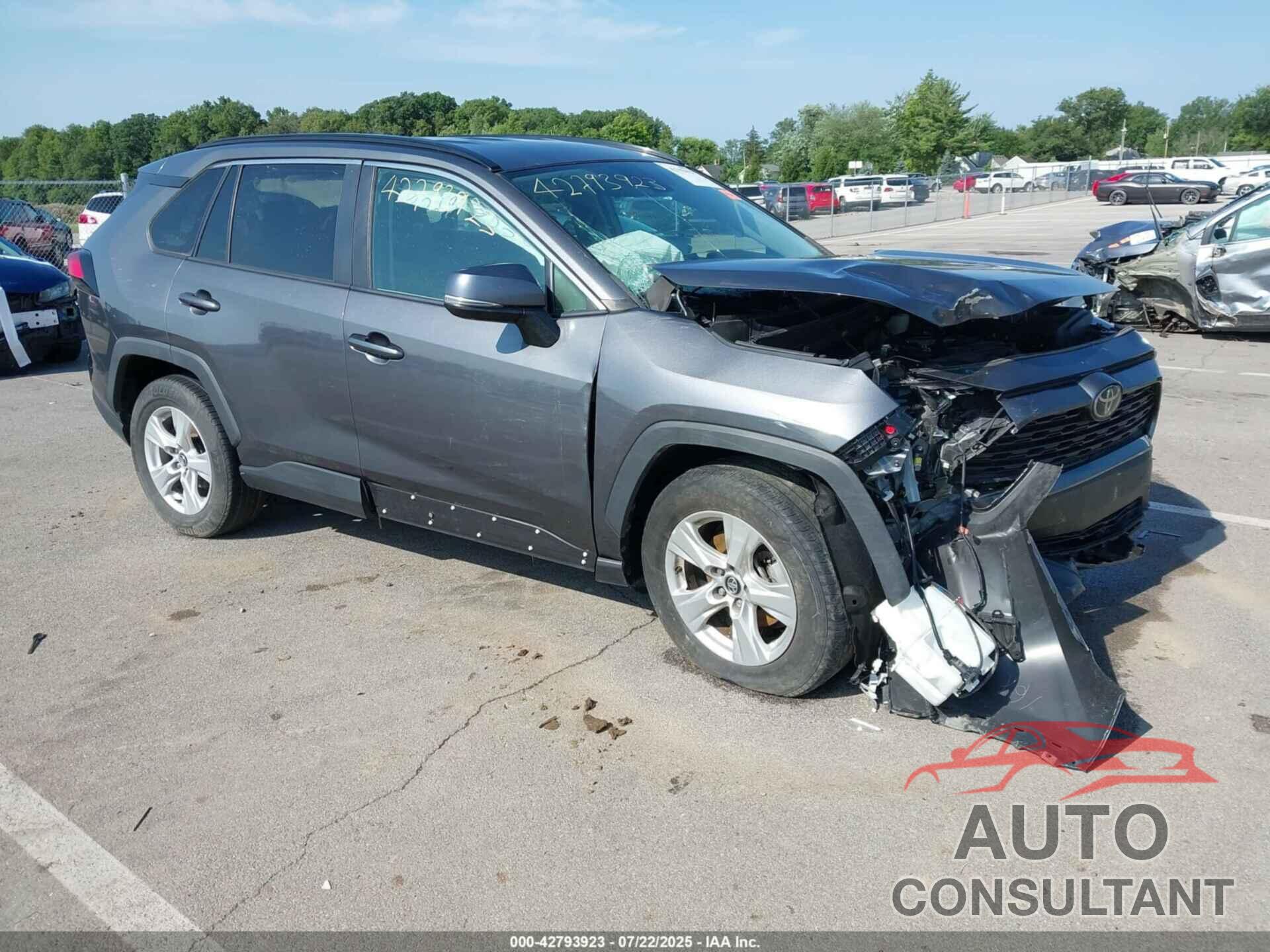 TOYOTA RAV4 2021 - 2T3W1RFVXMW116015