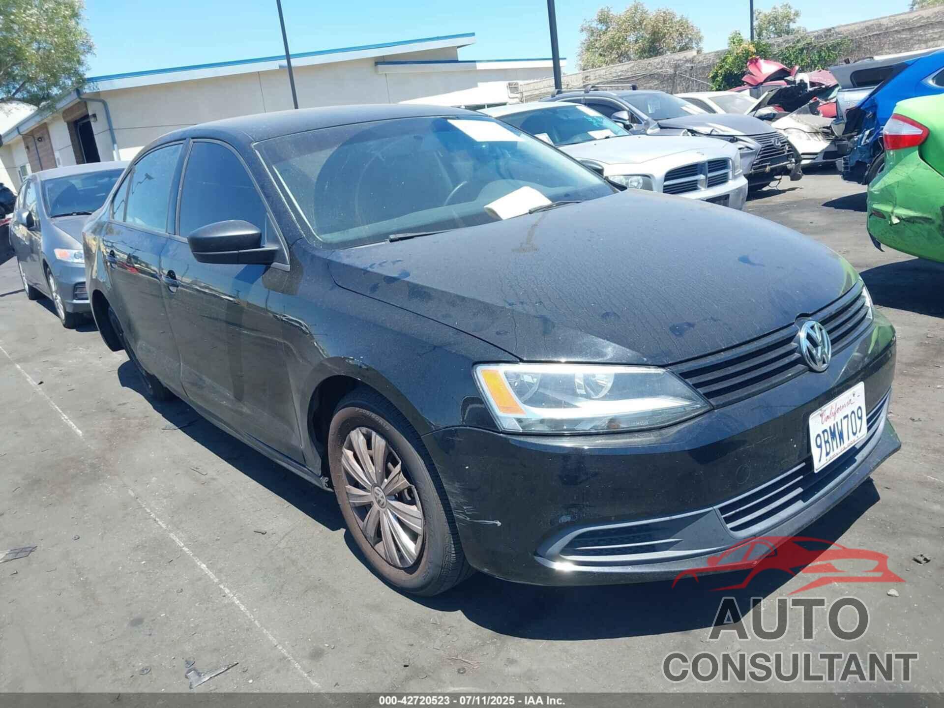 VOLKSWAGEN JETTA 2013 - 3VW2K7AJ7DM451557