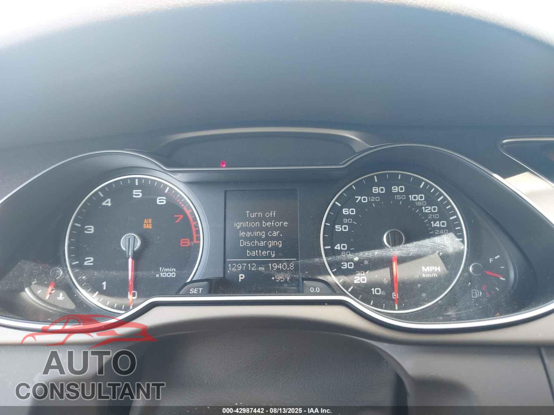 AUDI A4 2013 - WAUFFAFL5DN045294