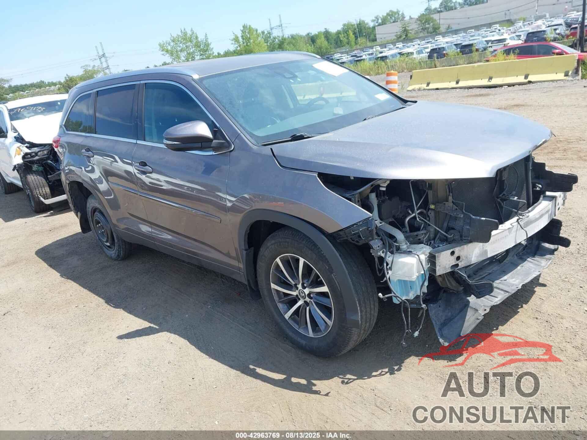 TOYOTA HIGHLANDER 2017 - 5TDJZRFH5HS452160