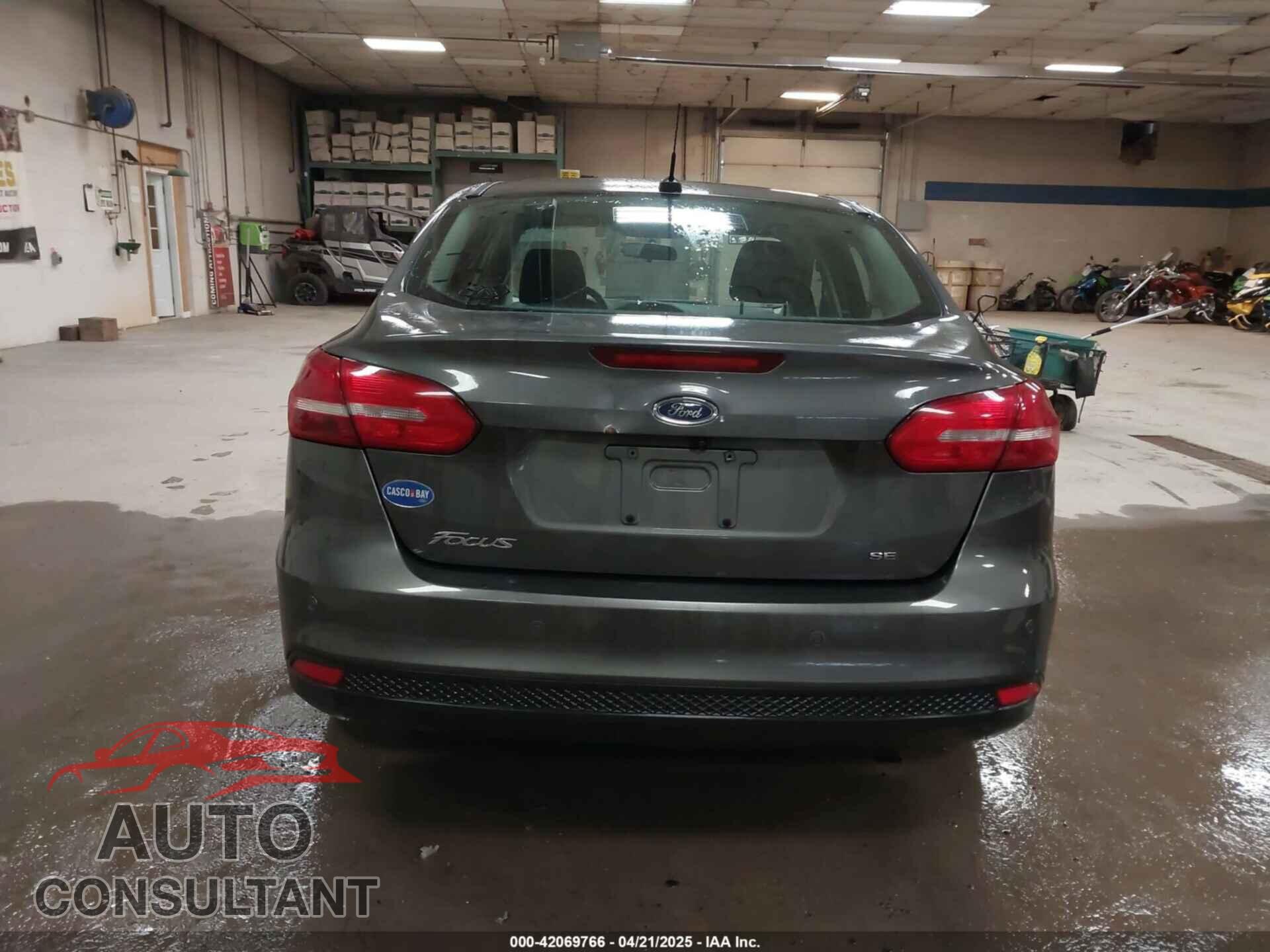 FORD FOCUS 2015 - 1FADP3F24FL362109