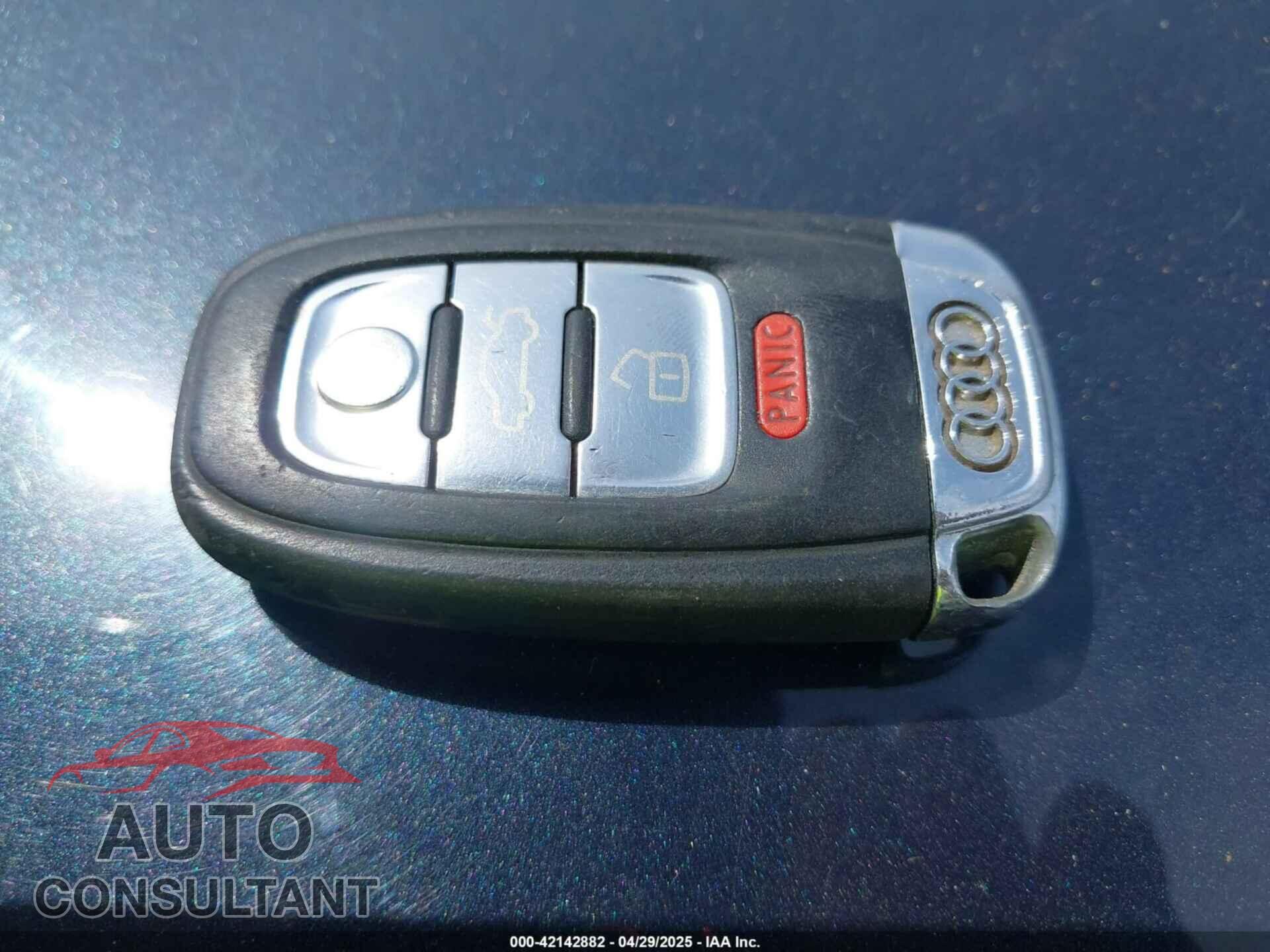 AUDI Q5 2011 - WA1CFAFP7BA018122
