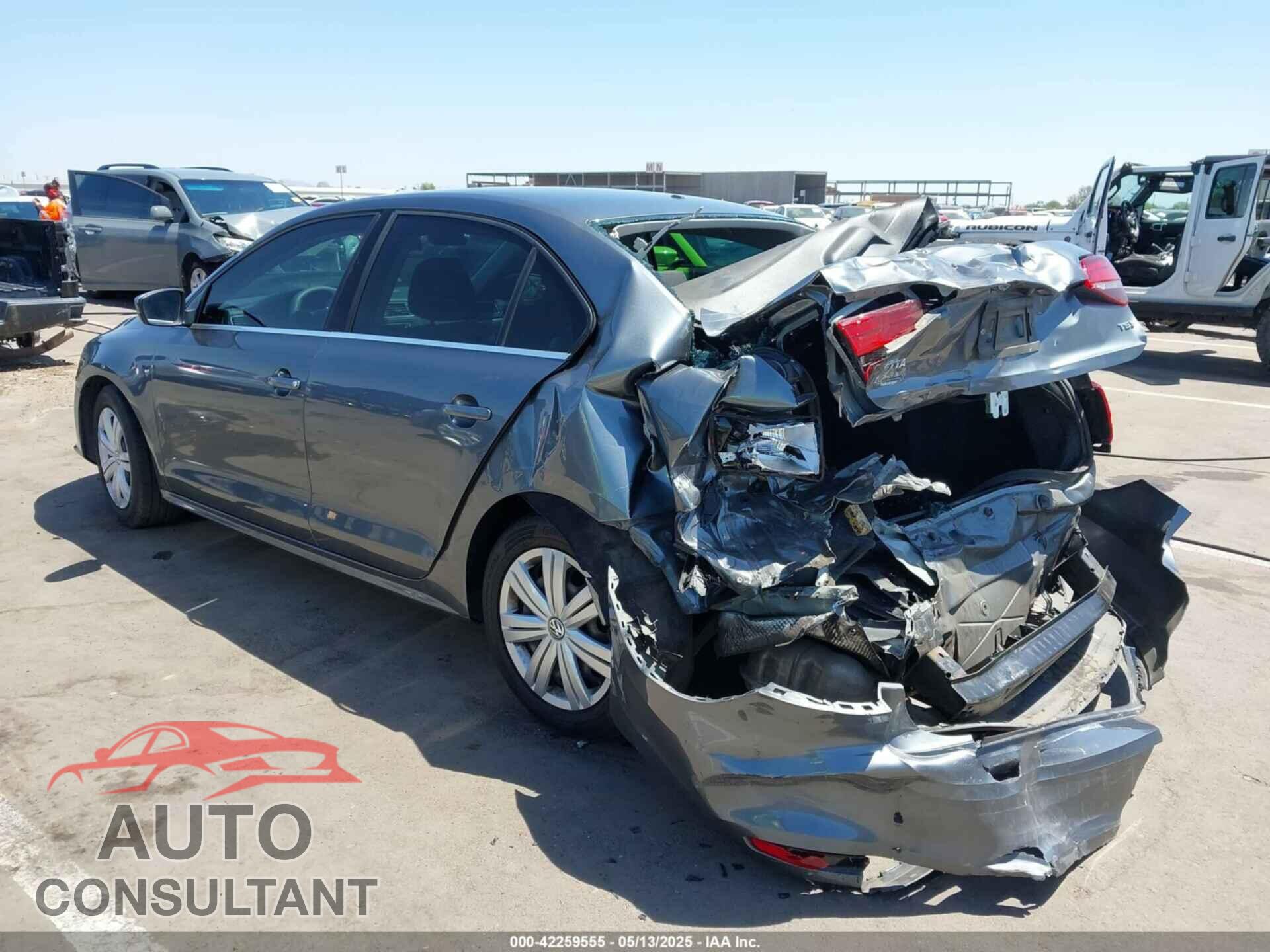 VOLKSWAGEN JETTA 2017 - 3VW2B7AJ2HM337763