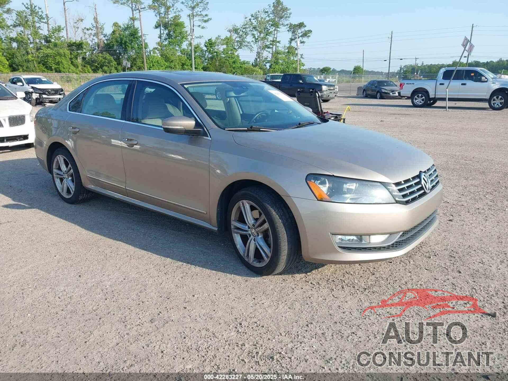 VOLKSWAGEN PASSAT 2015 - 1VWCT7A36FC121660
