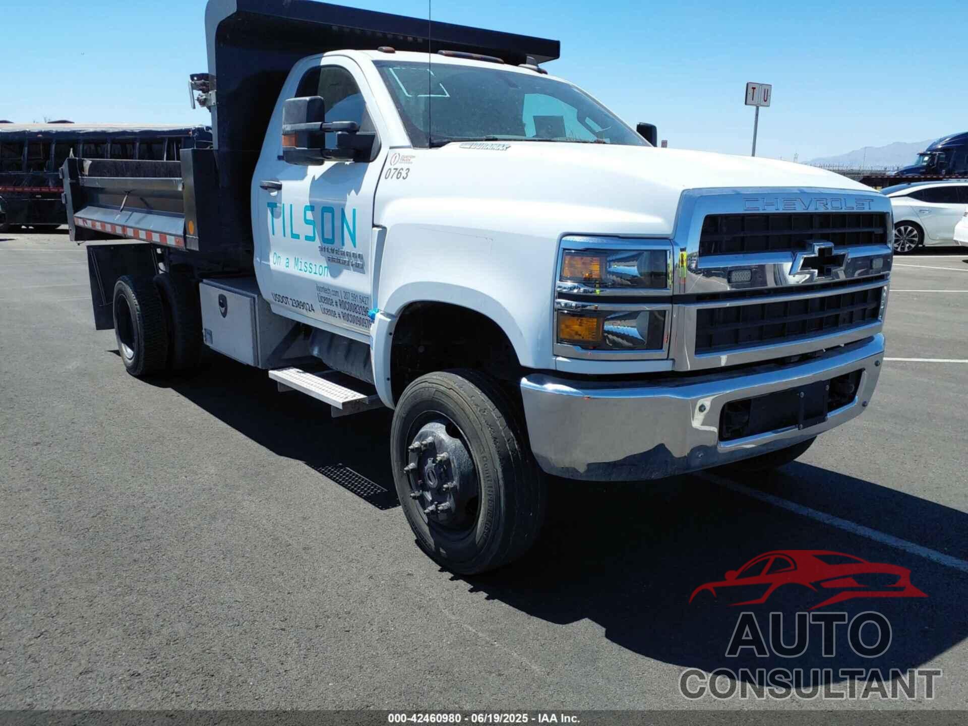 CHEVROLET SILVERADO MD 2023 - 1HTKJPVM6PH507137