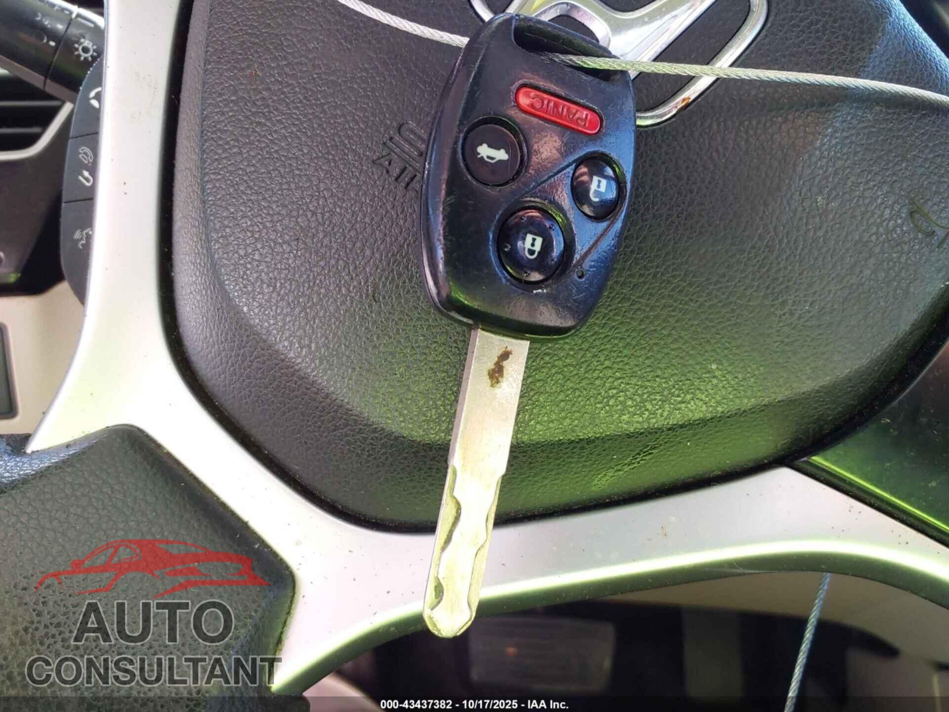 HONDA CIVIC 2013 - 19XFB2F55DE076376