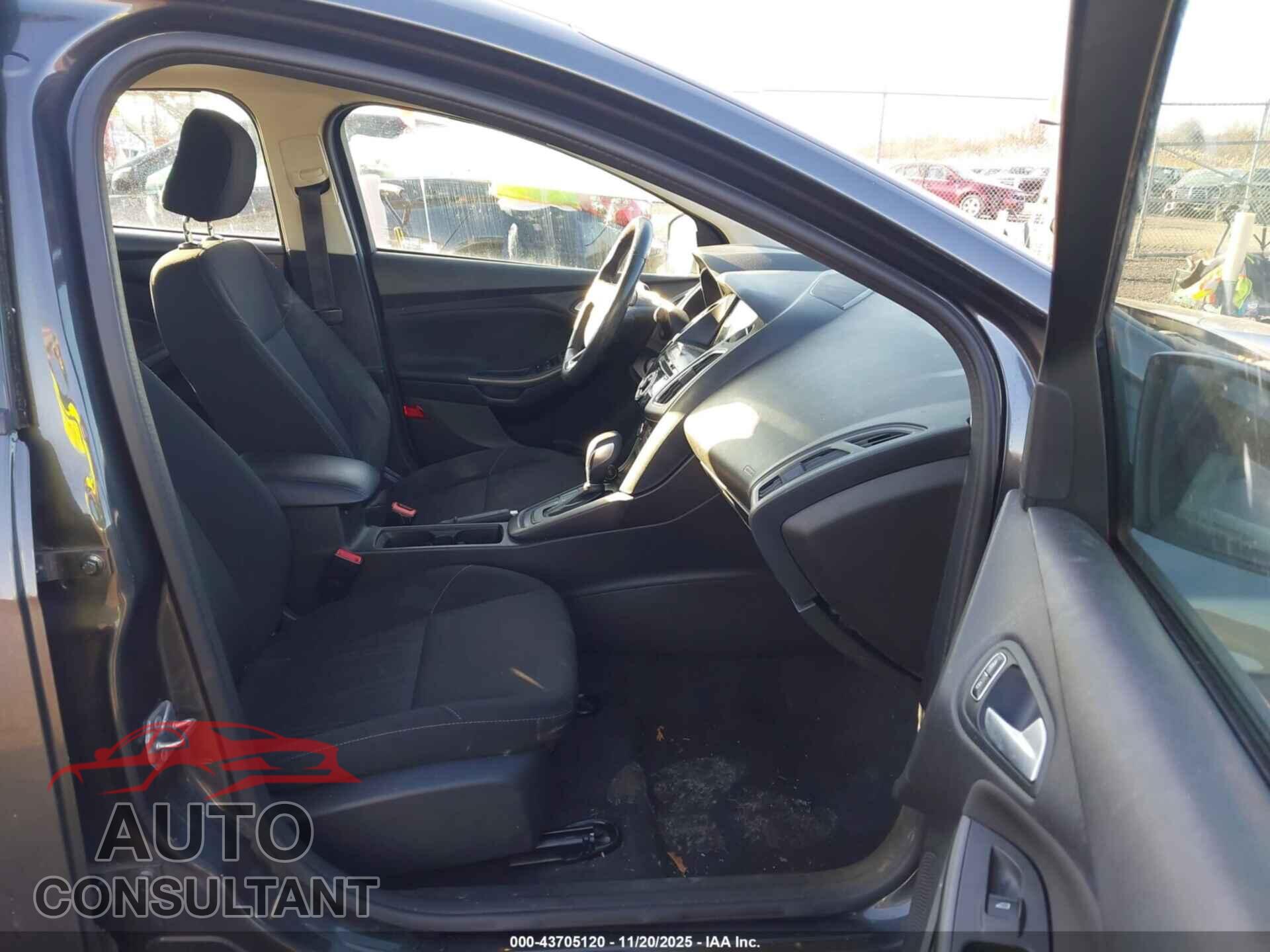 FORD FOCUS 2017 - 1FADP3H24HL321995