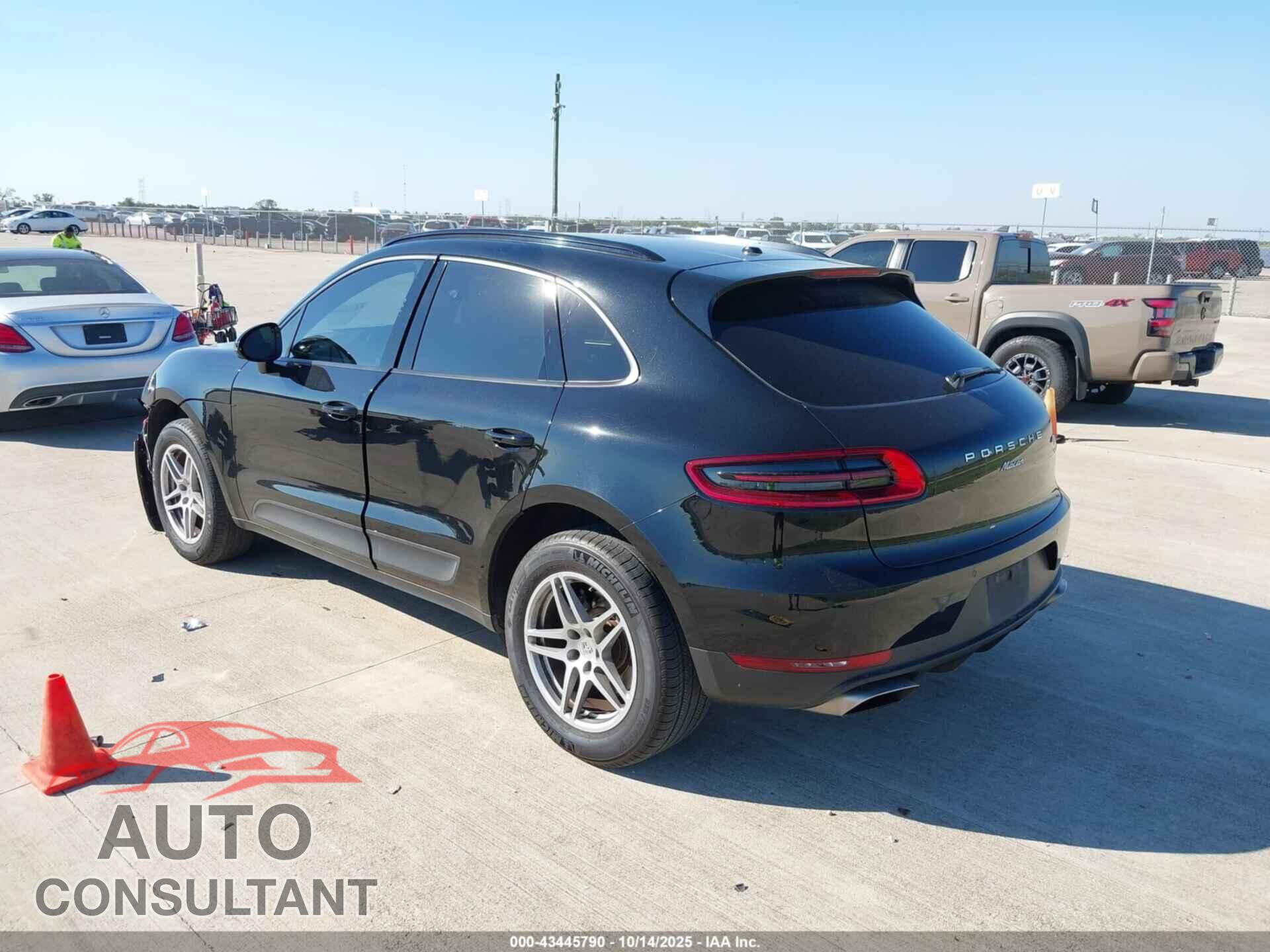 PORSCHE MACAN 2017 - WP1AA2A52HLB81425