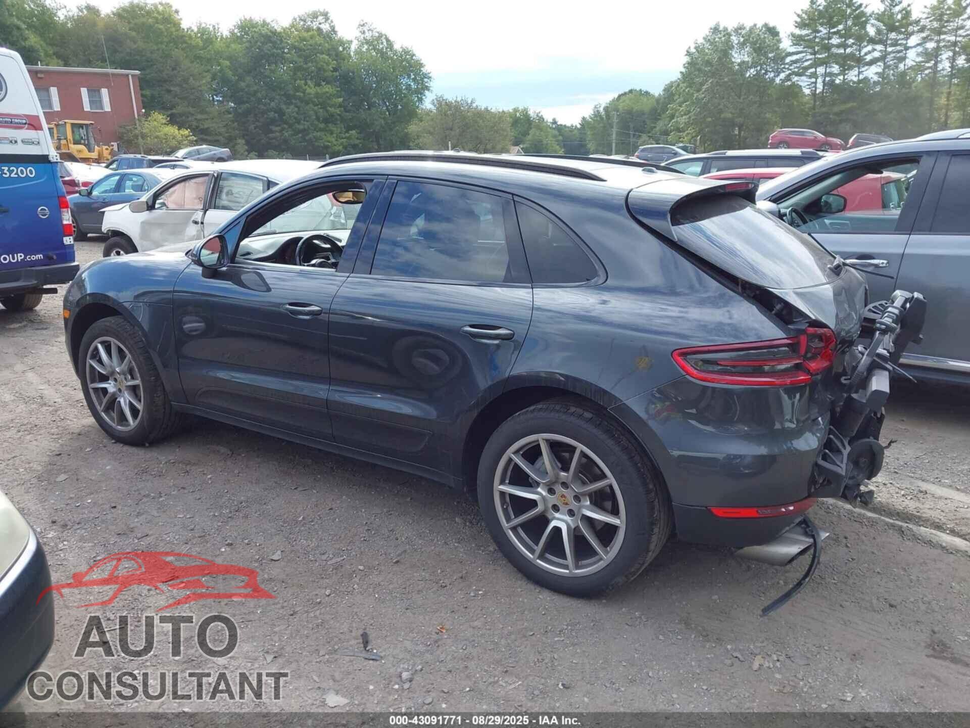 PORSCHE MACAN 2017 - WP1AB2A56HLB19698