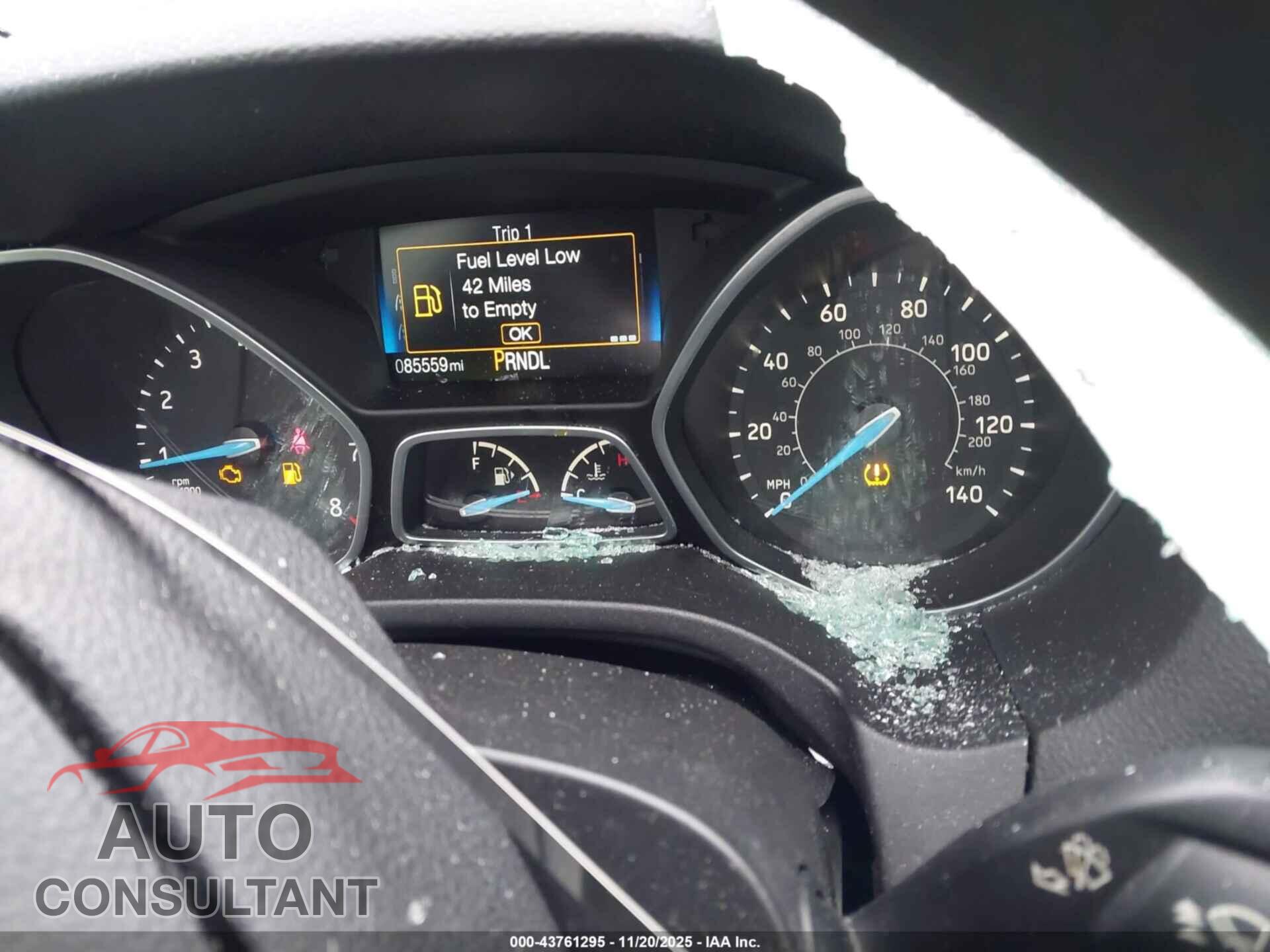 FORD FOCUS 2017 - 1FADP3E25HL293760