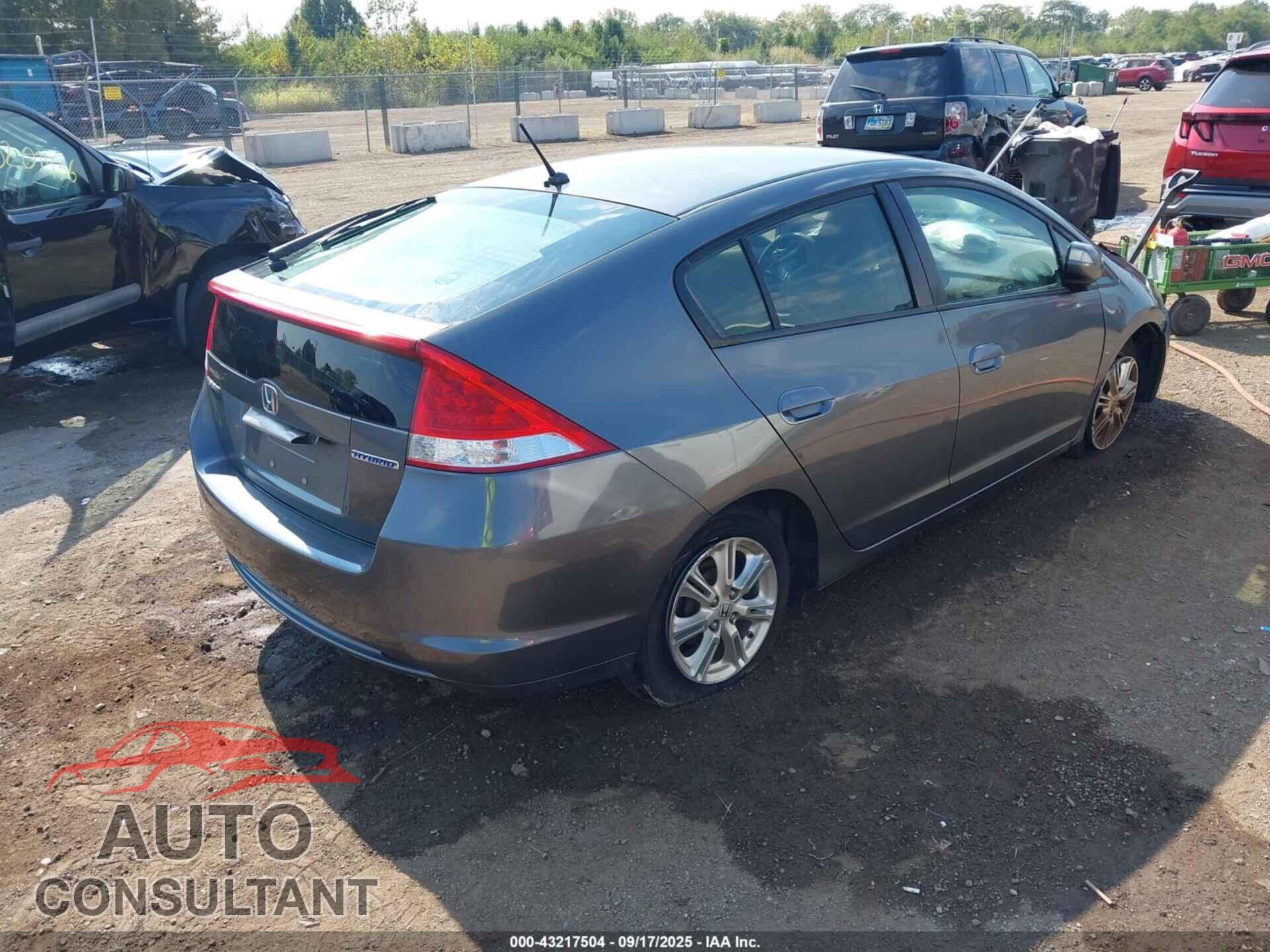 HONDA INSIGHT 2011 - JHMZE2H74BS005777