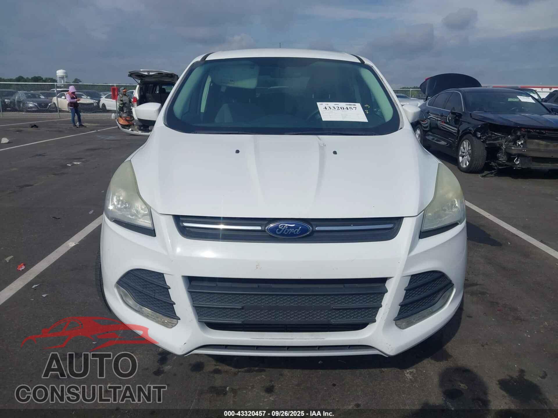 FORD ESCAPE 2013 - 1FMCU9G91DUC87319