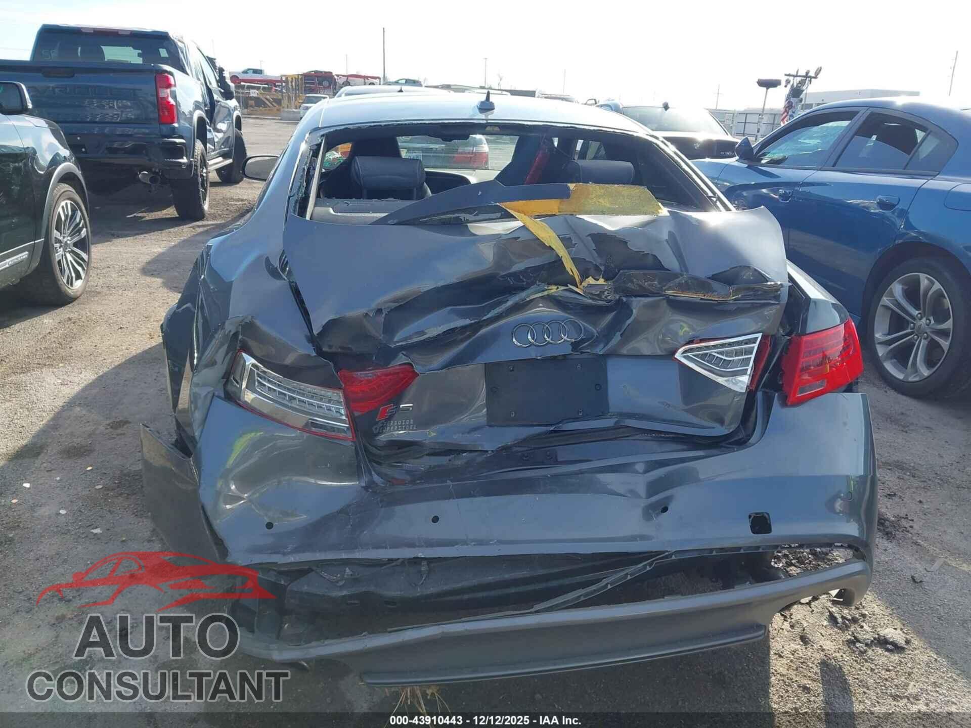 AUDI S5 2014 - WAUCGAFR5EA069835