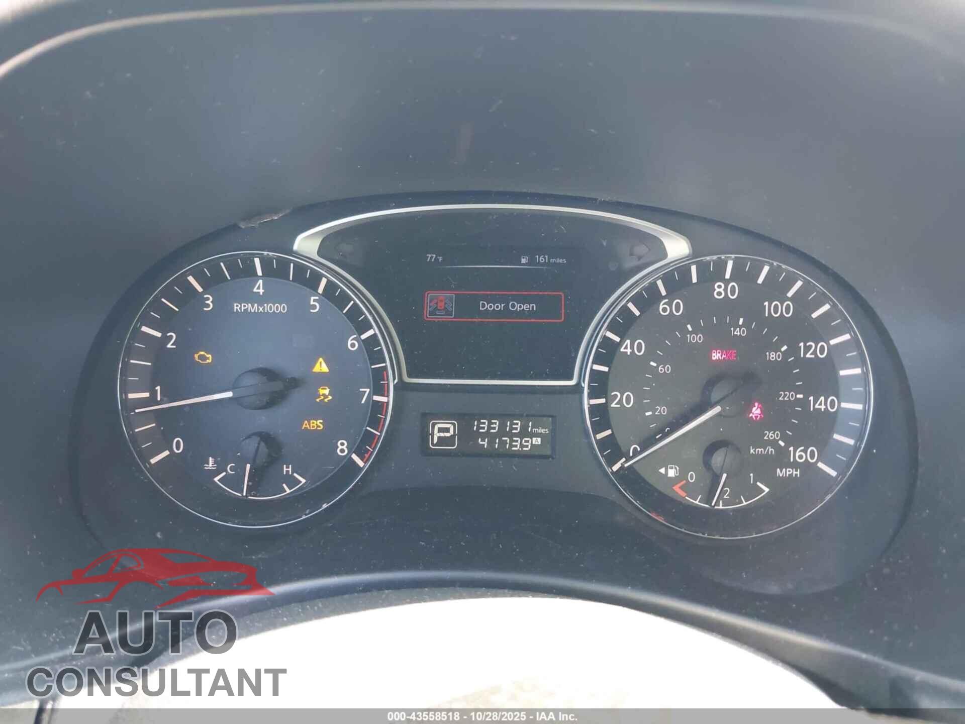 NISSAN PATHFINDER 2015 - 5N1AR2MN1FC689254