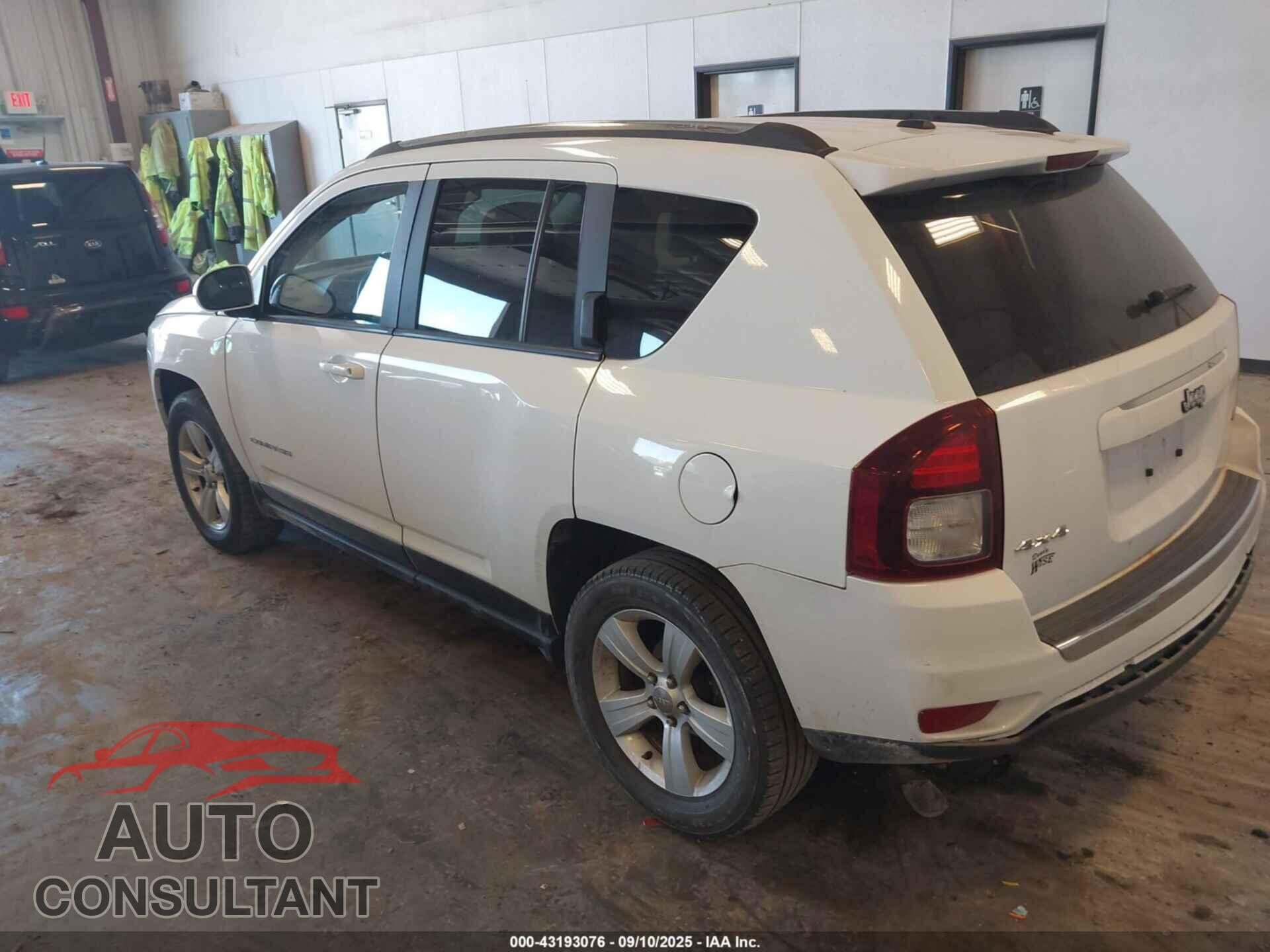 JEEP COMPASS 2017 - 1C4NJDAB3HD197308