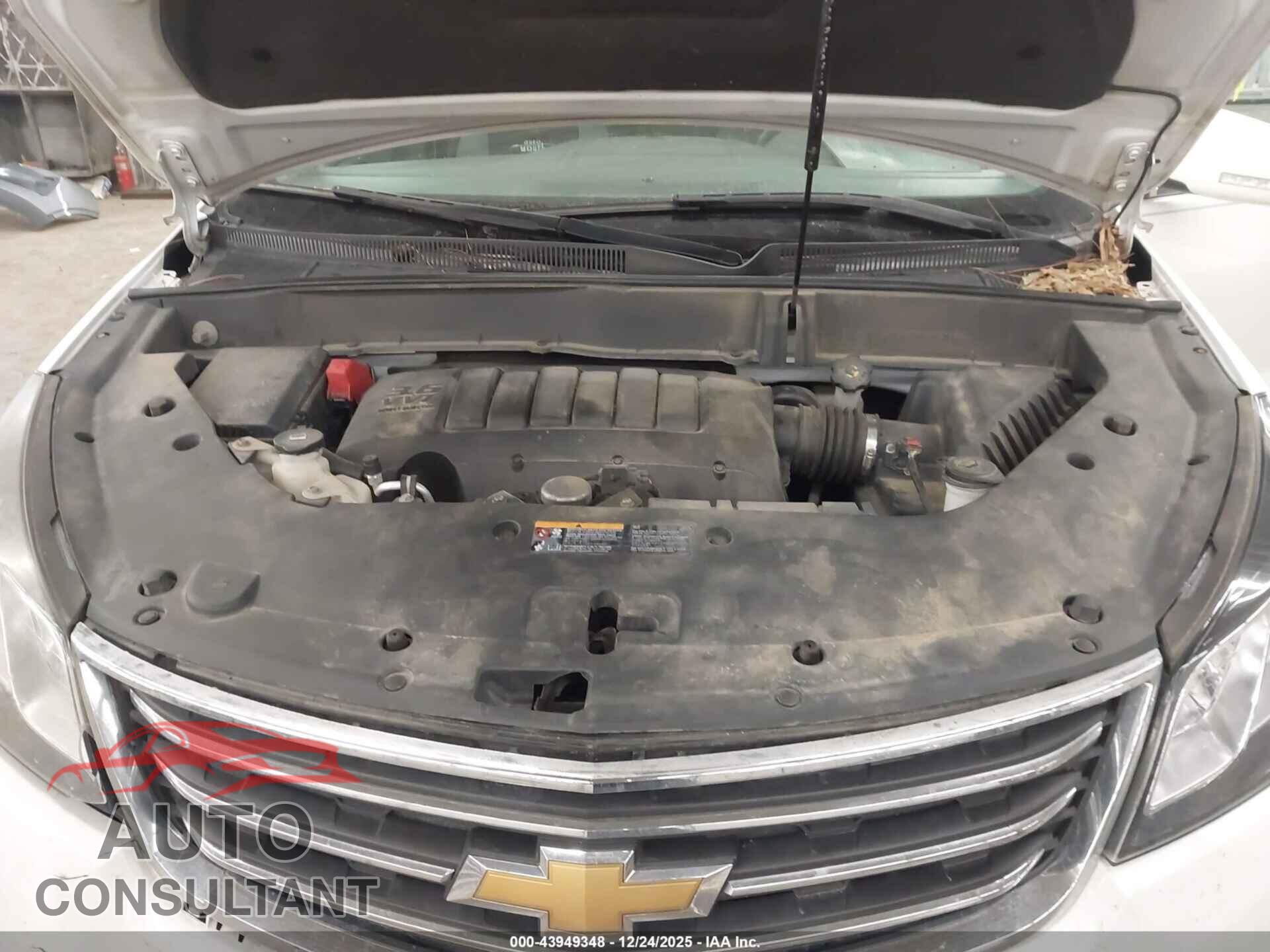 CHEVROLET TRAVERSE 2015 - 1GNKVGKD2FJ213061