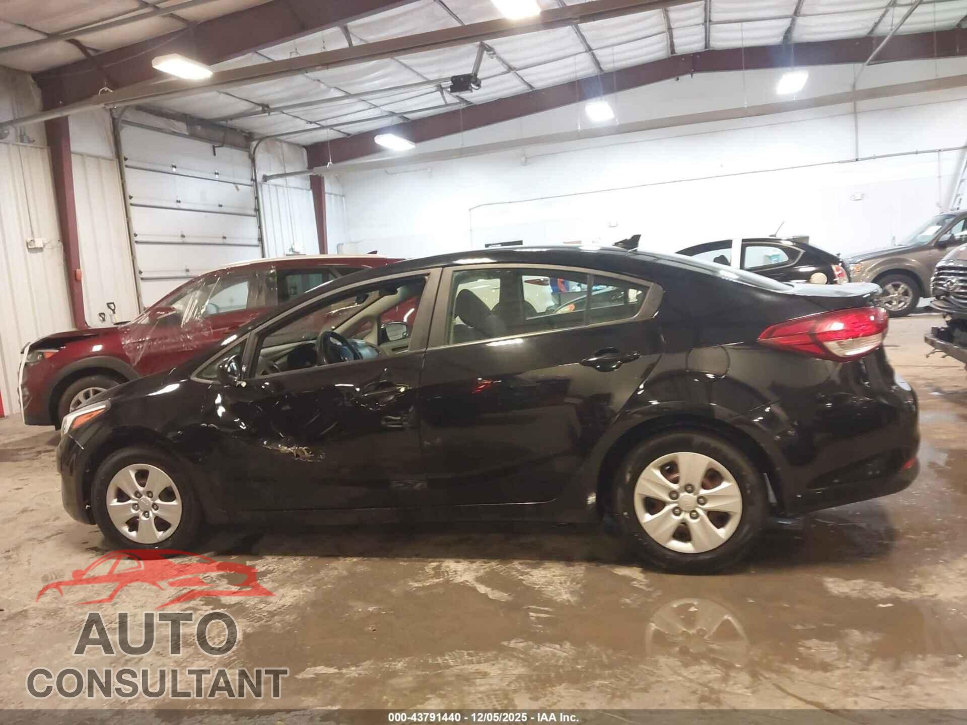 KIA FORTE 2017 - 3KPFL4A70HE097885