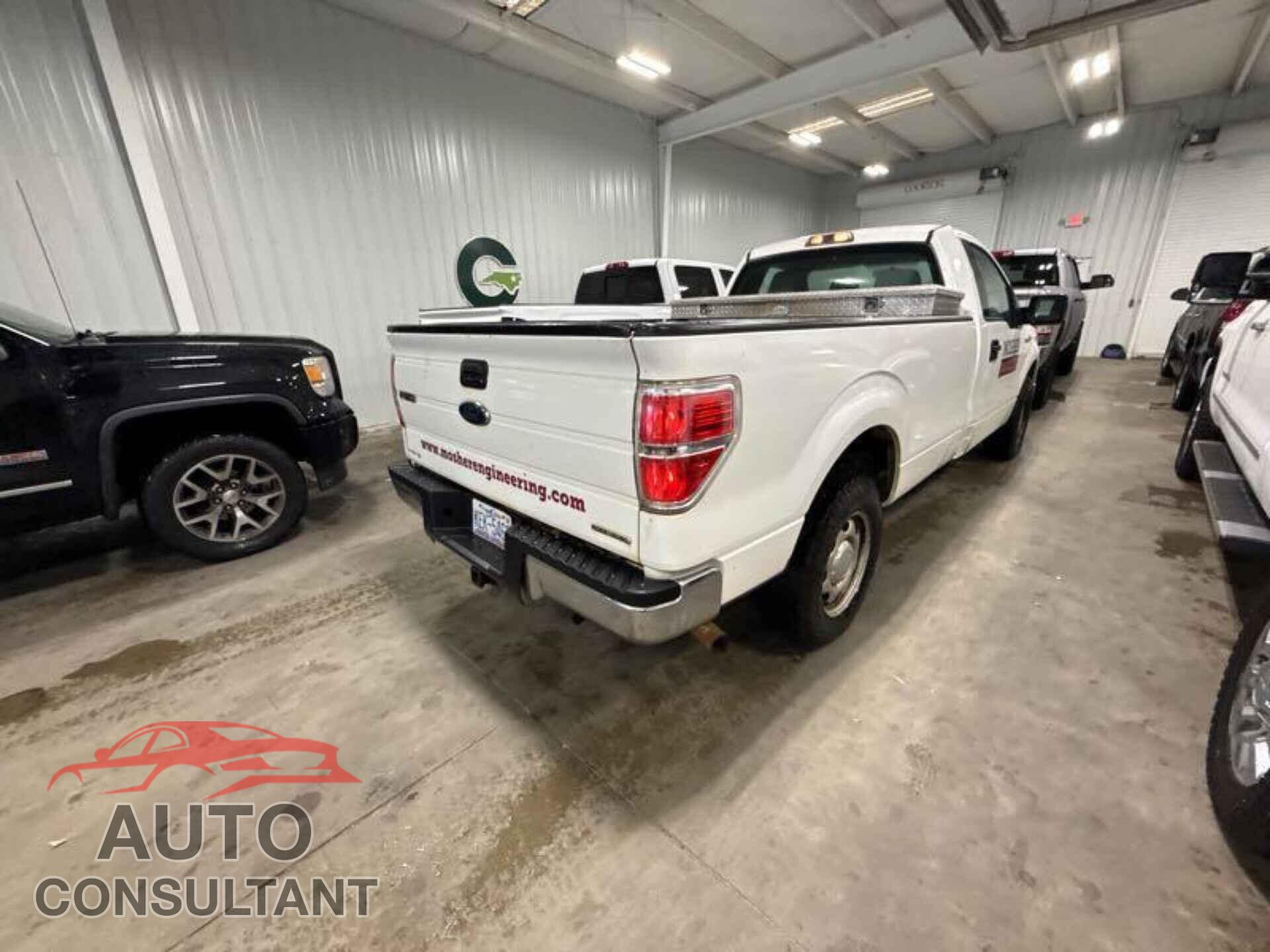 FORD F-150 2014 - 1FTNF1CF0EKD64327