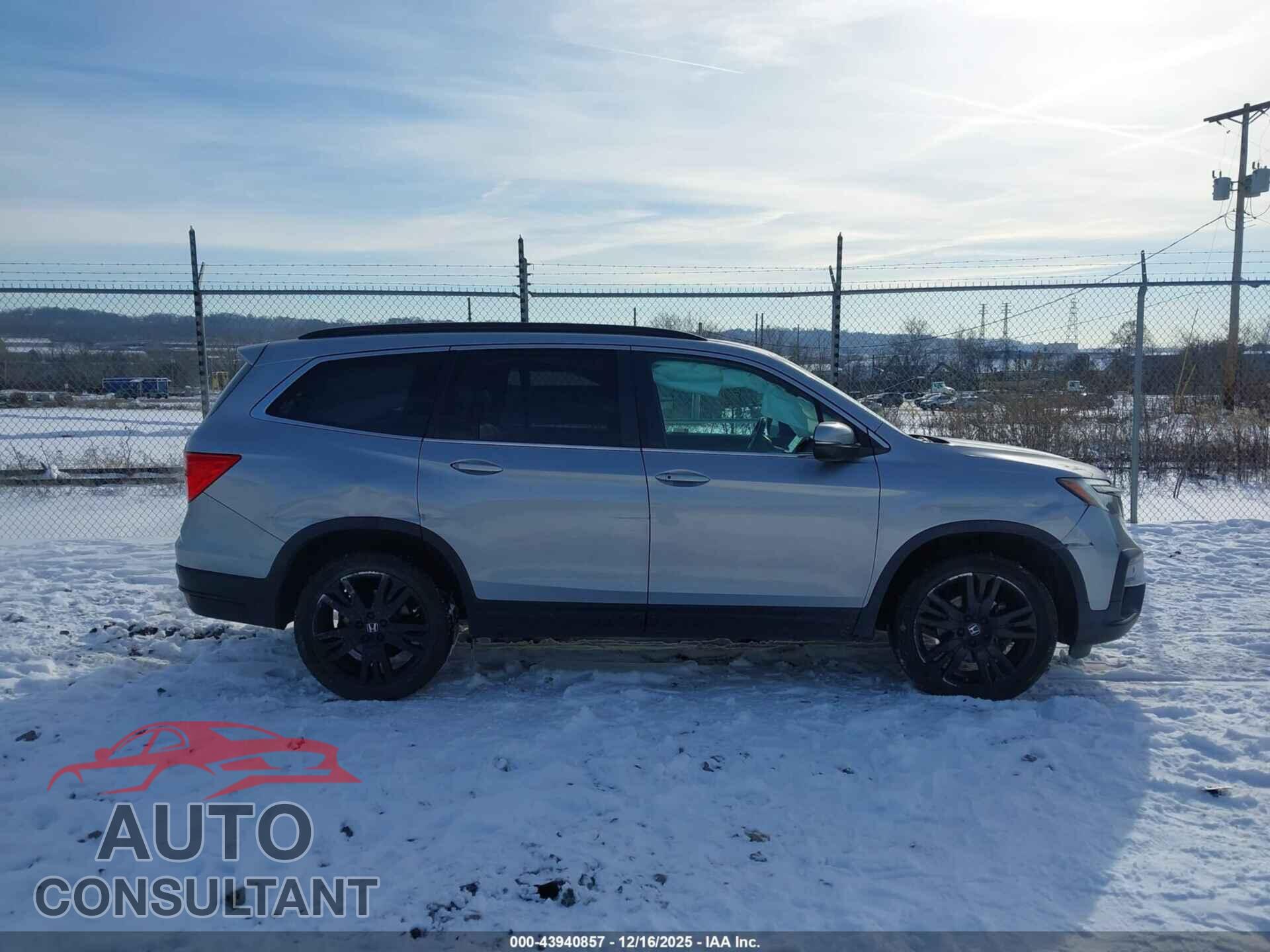 HONDA PILOT 2021 - 5FNYF6H20MB034845