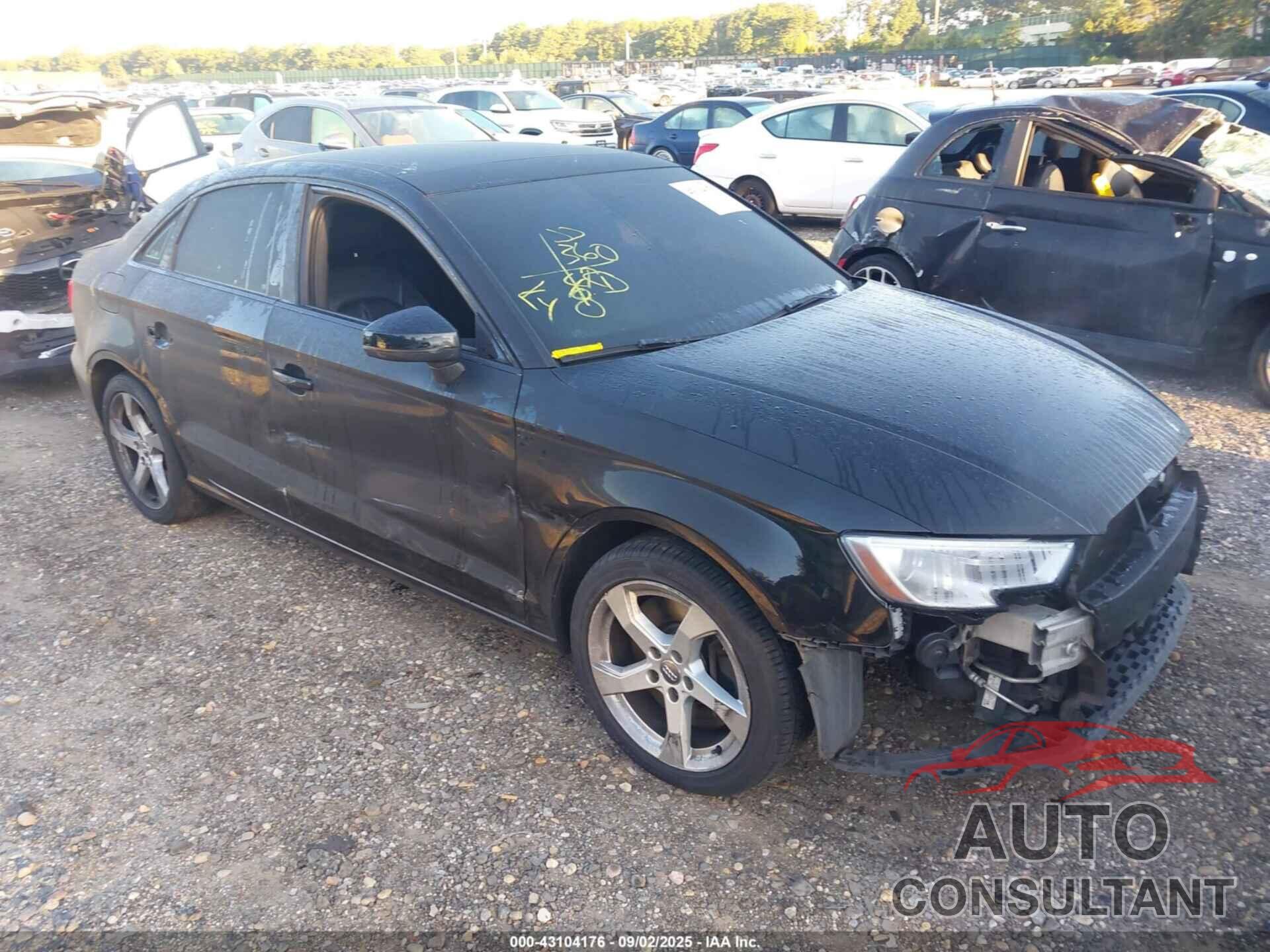 AUDI A3 2019 - WAUBEGFF9KA122557