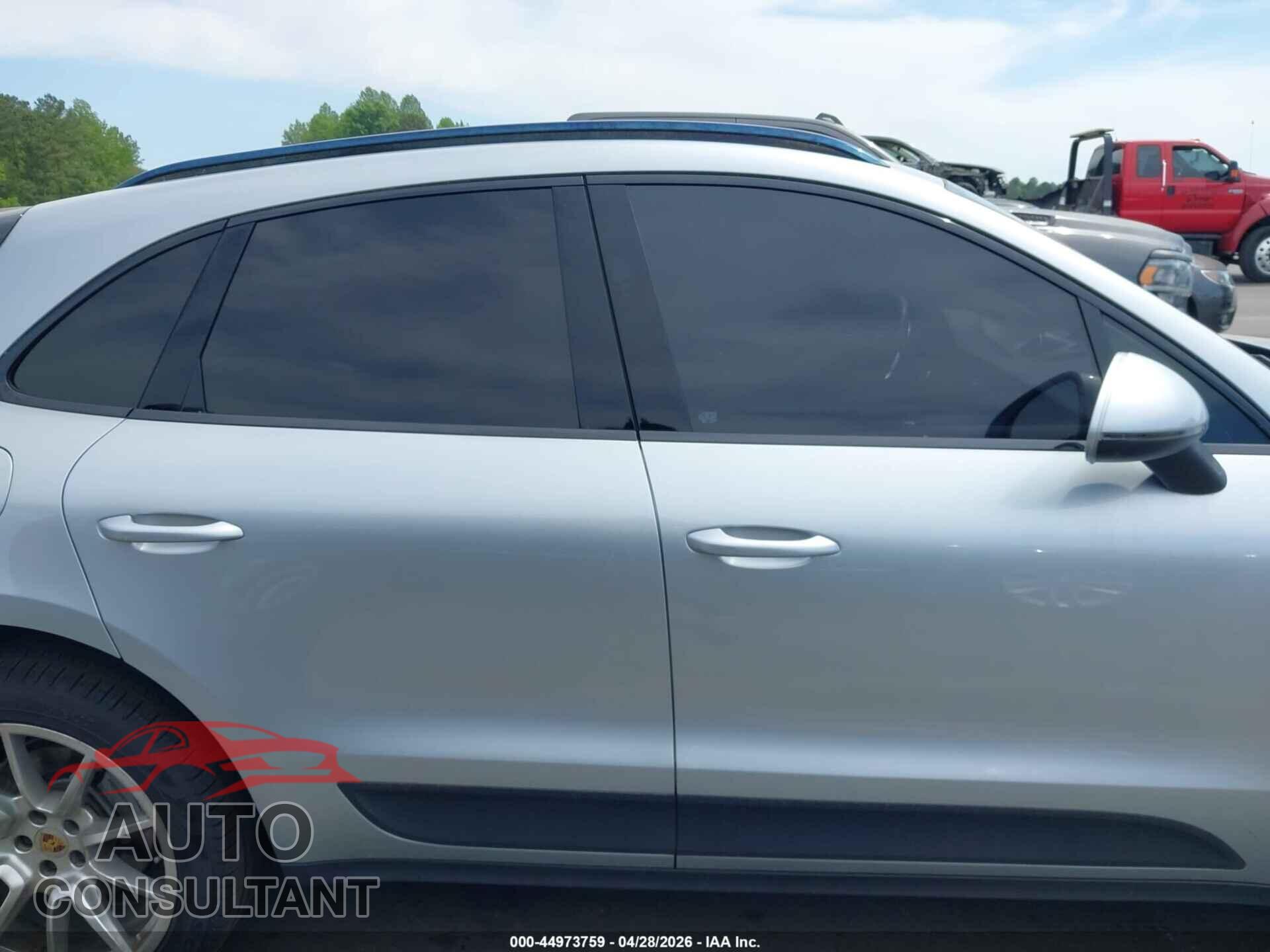 PORSCHE MACAN 2016 - WP1AB2A5XGLB51164