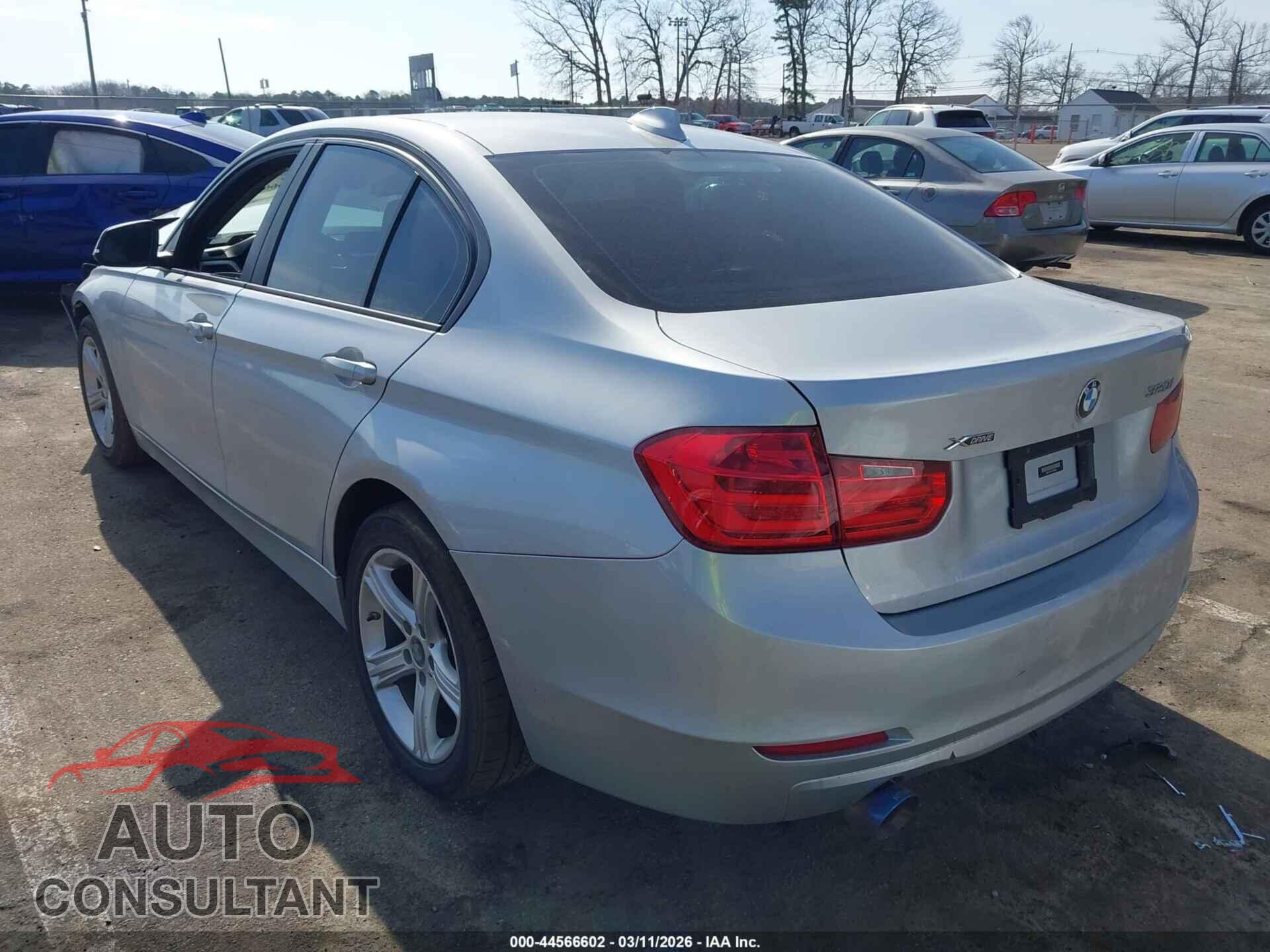 BMW 320I 2014 - WBA3C3C56EF986908