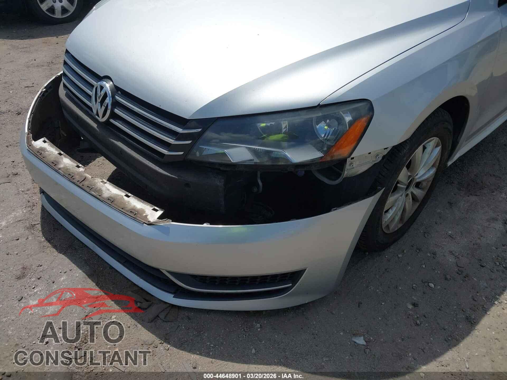 VOLKSWAGEN PASSAT 2014 - 1VWAS7A32EC044357