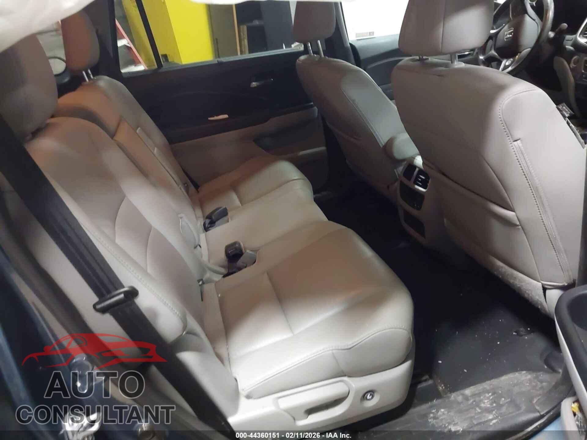 HONDA PILOT 2021 - 5FNYF6H28MB074722