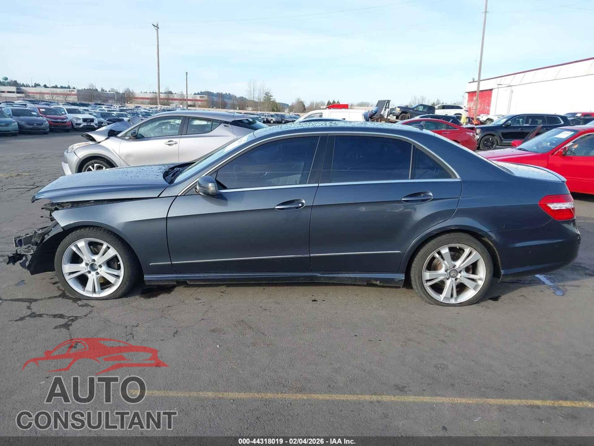 MERCEDES-BENZ E 350 2013 - WDDHF8JB6DA730226
