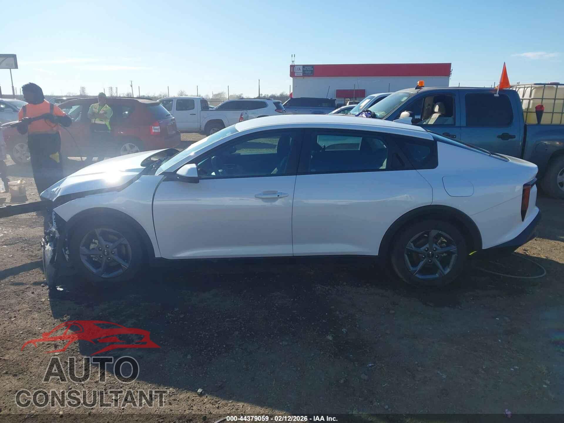 KIA K4 2025 - 3KPFT4DE2SE019271