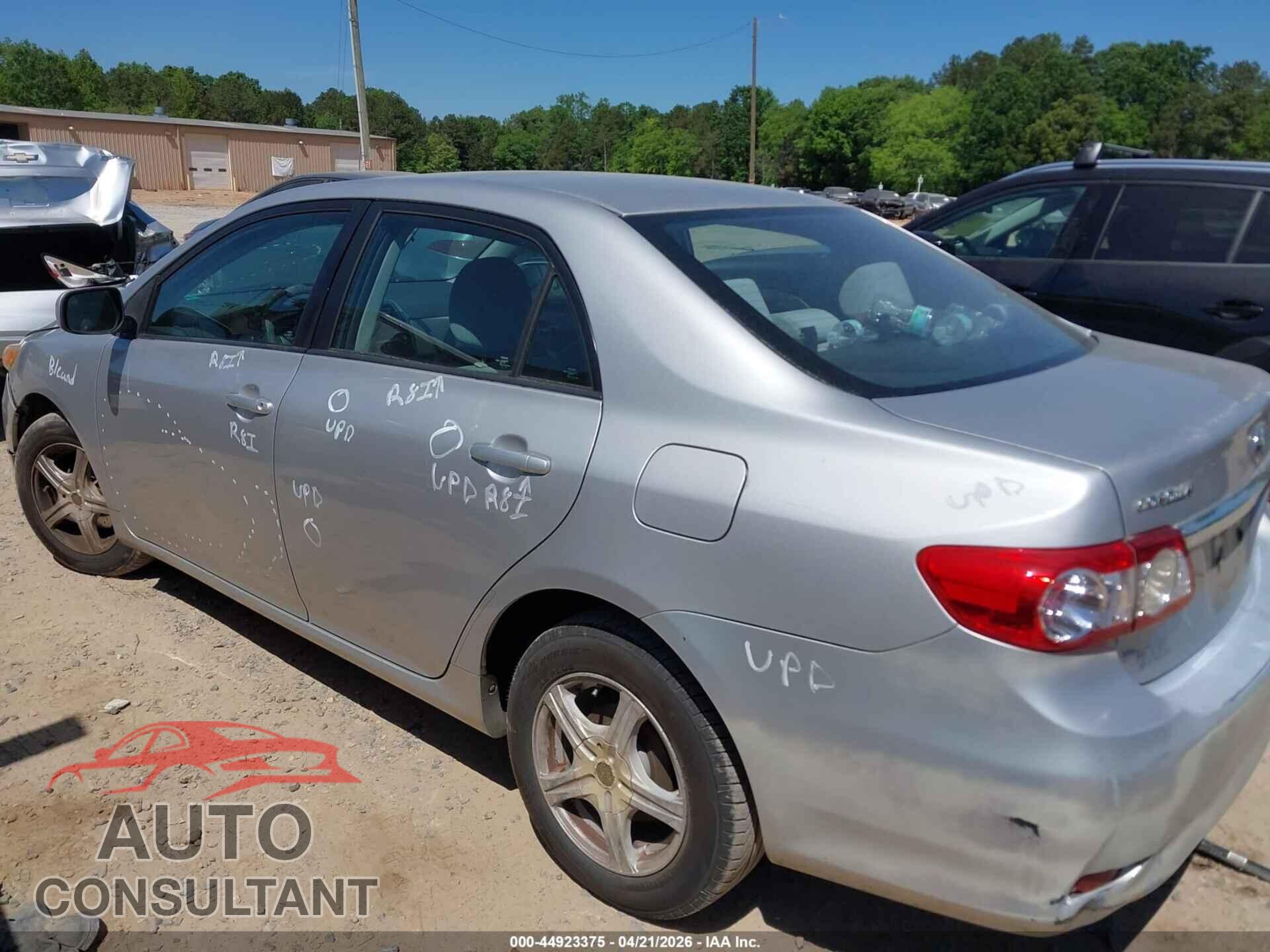 TOYOTA COROLLA 2011 - 2T1BU4EE2BC727965