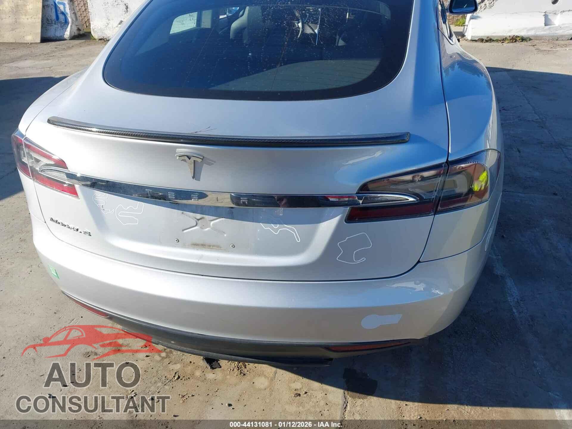 TESLA MODEL S 2012 - 5YJSA1DP2CFP02801