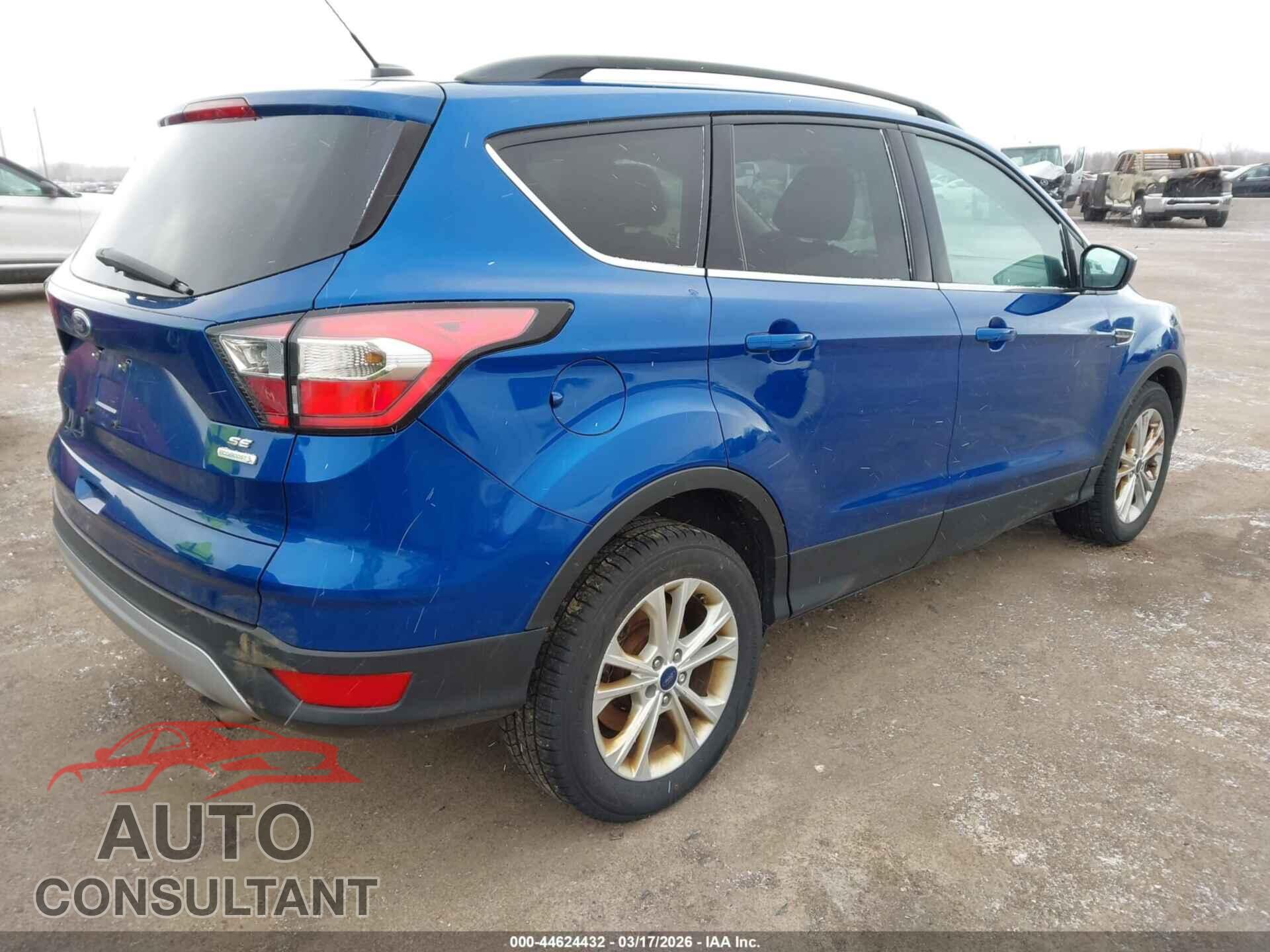 FORD ESCAPE 2017 - 1FMCU0GD2HUD18941