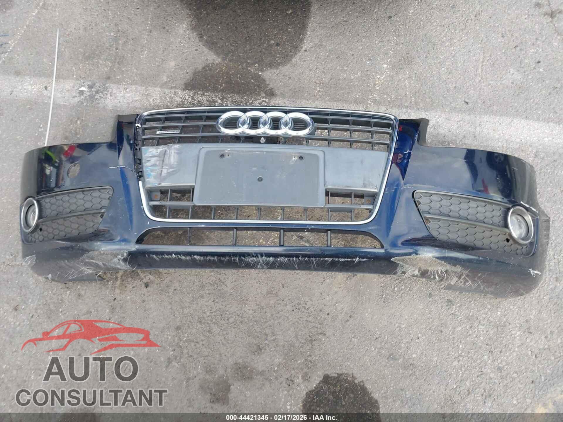 AUDI A5 2010 - WAULFAFR2AA030150