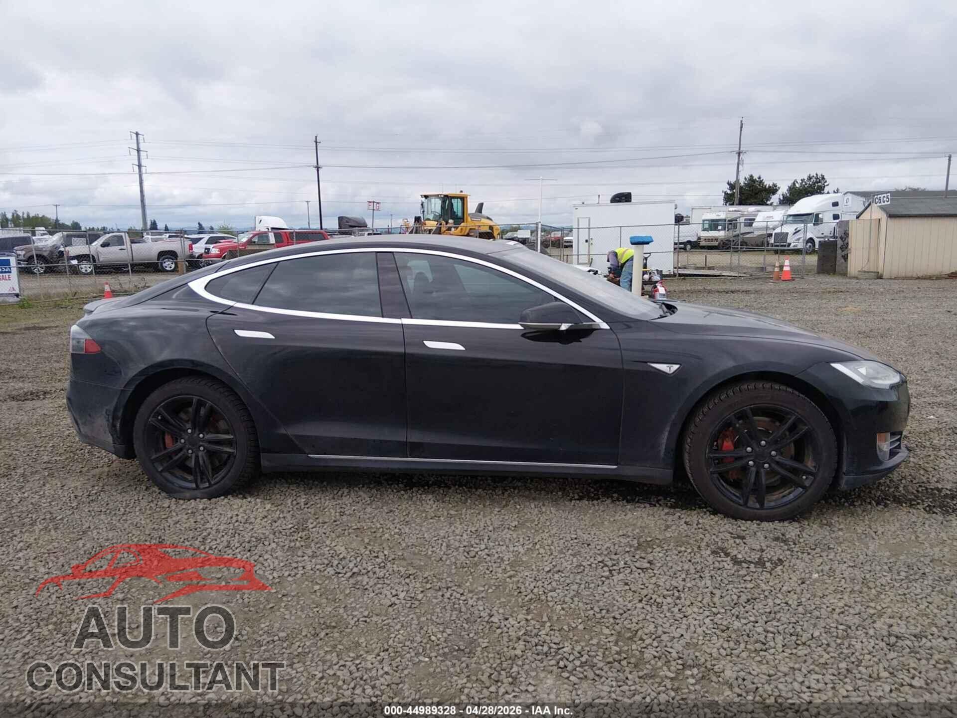 TESLA MODEL S 2014 - 5YJSA1S10EFP41095