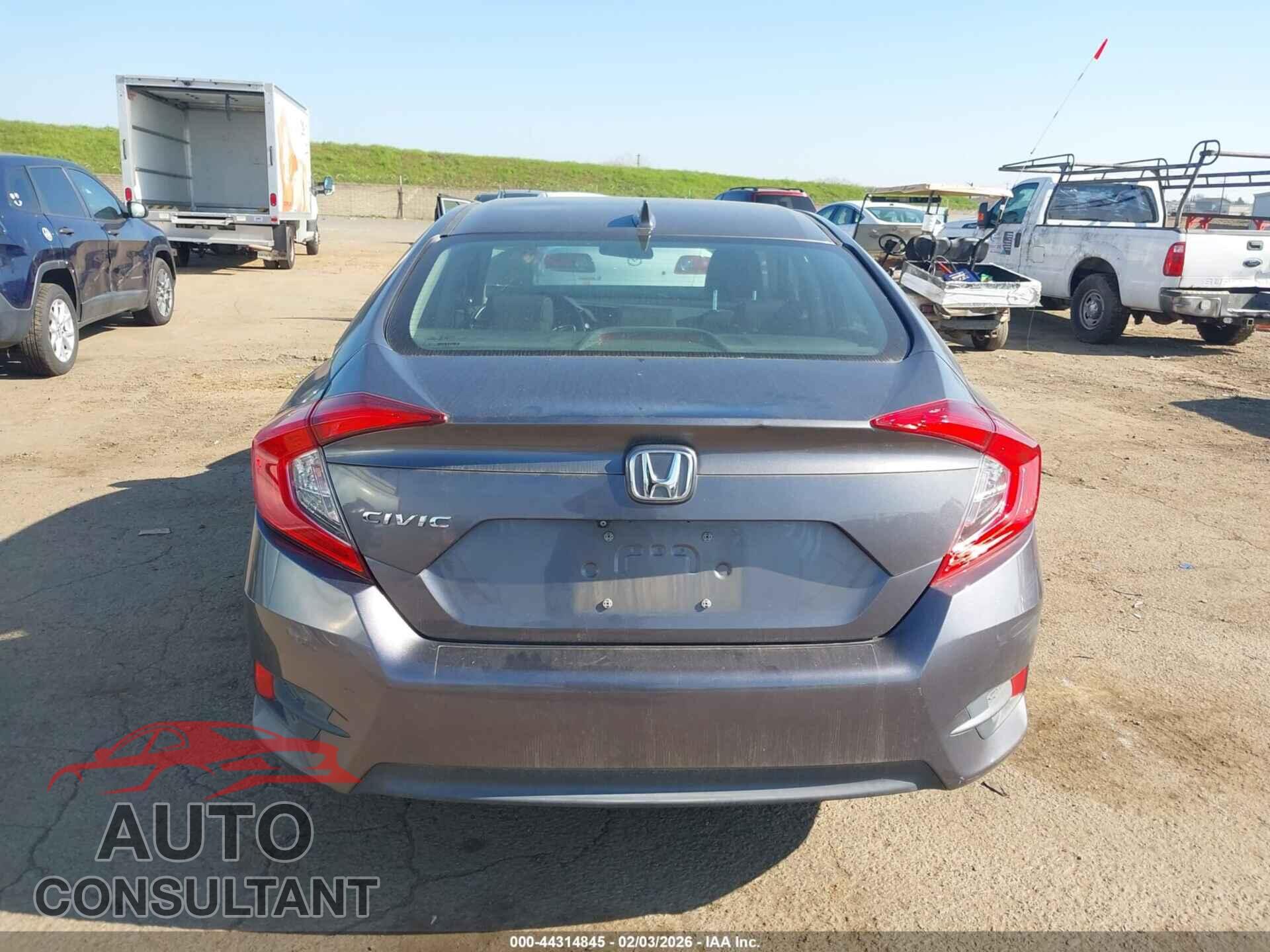 HONDA CIVIC 2017 - 19XFC2F78HE230714