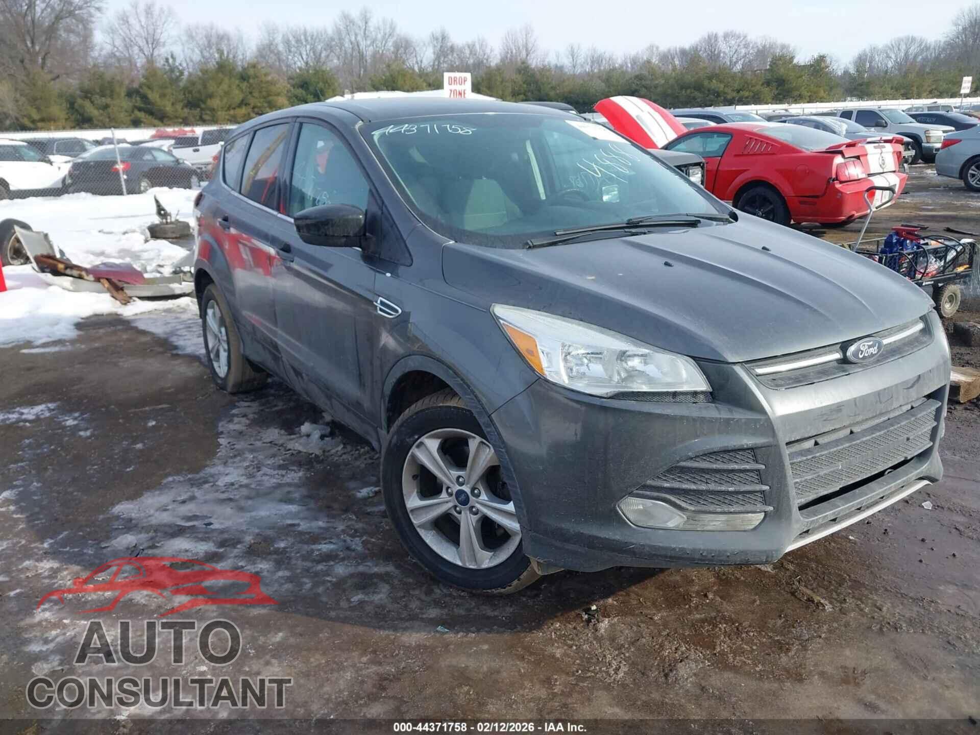 FORD ESCAPE 2015 - 1FMCU0GX9FUA74888