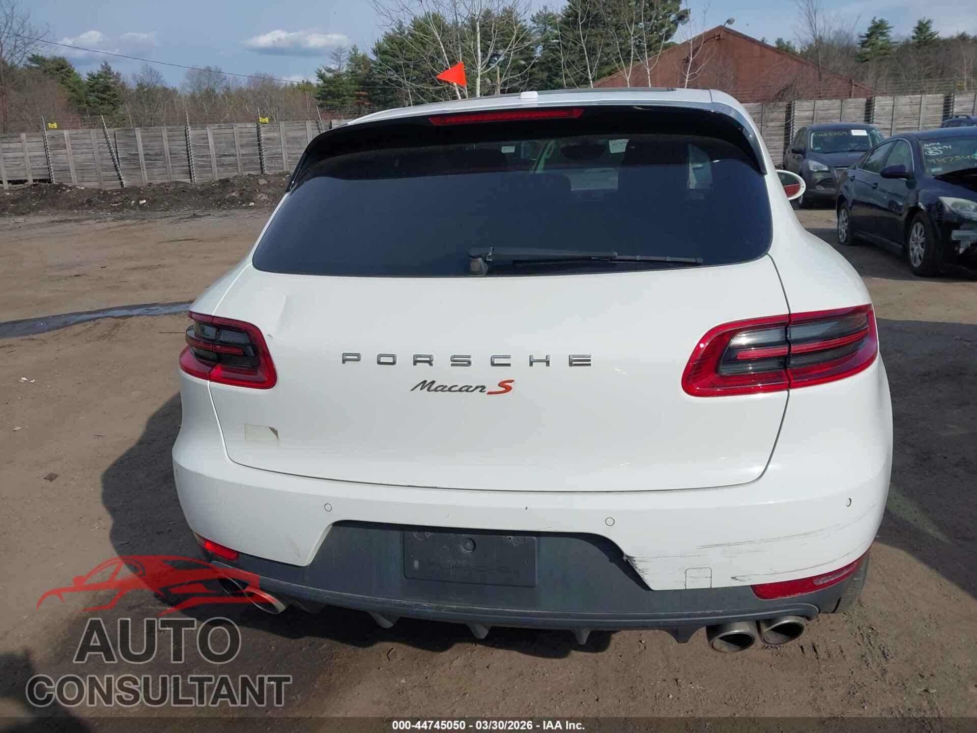 PORSCHE MACAN 2015 - WP1AB2A52FLB64537