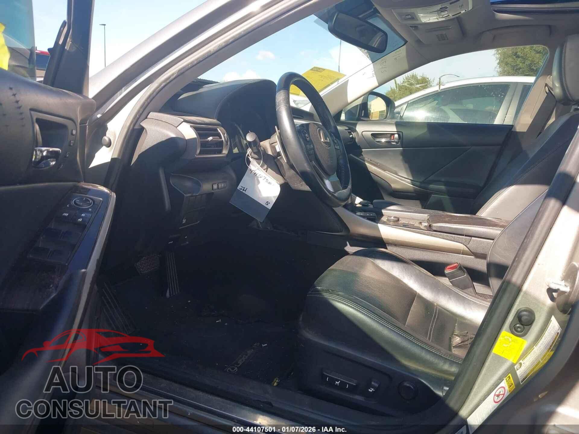 LEXUS IS 350 2014 - JTHCE1D26E5000321