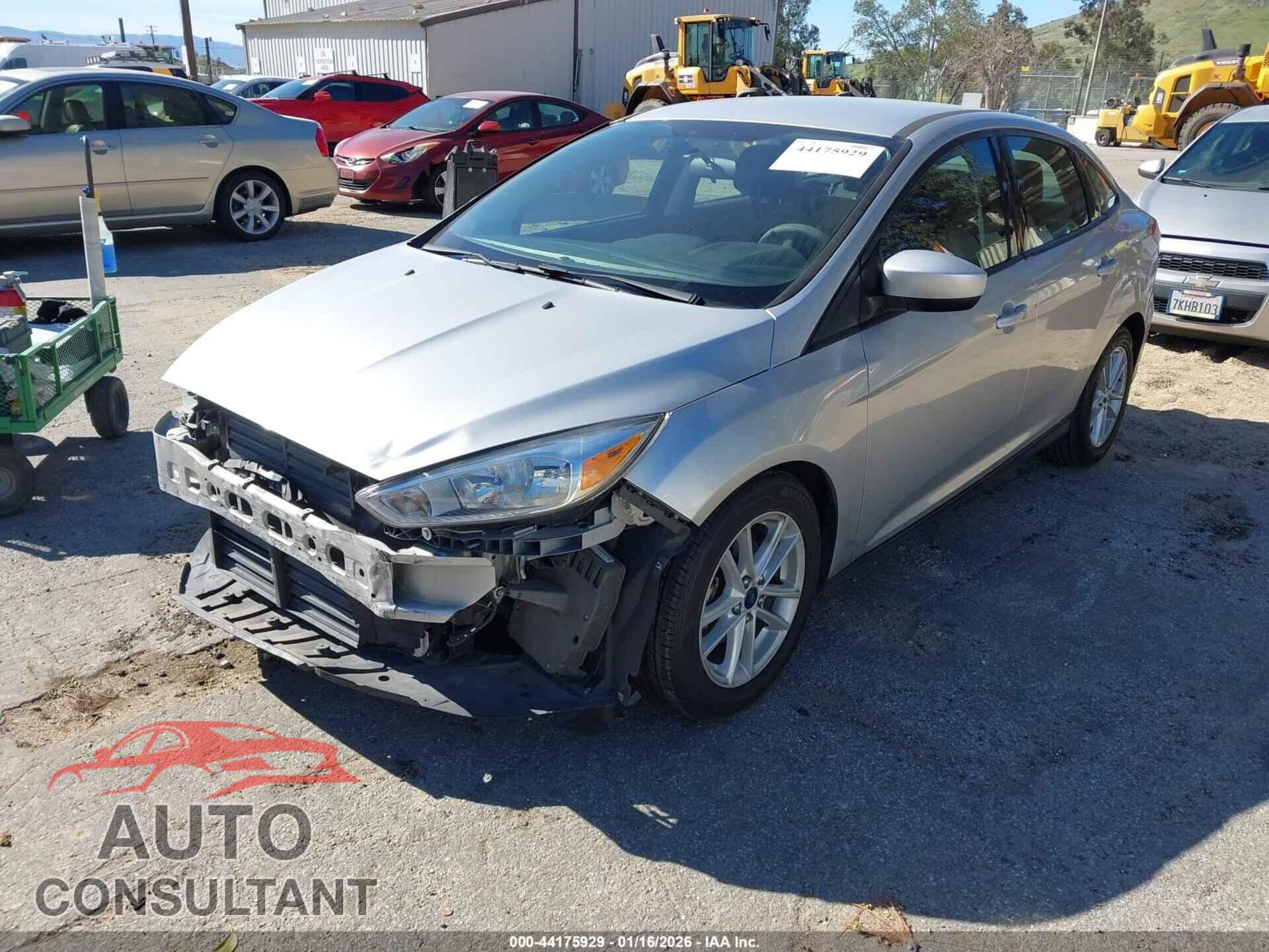 FORD FOCUS 2018 - 1FADP3F26JL278401
